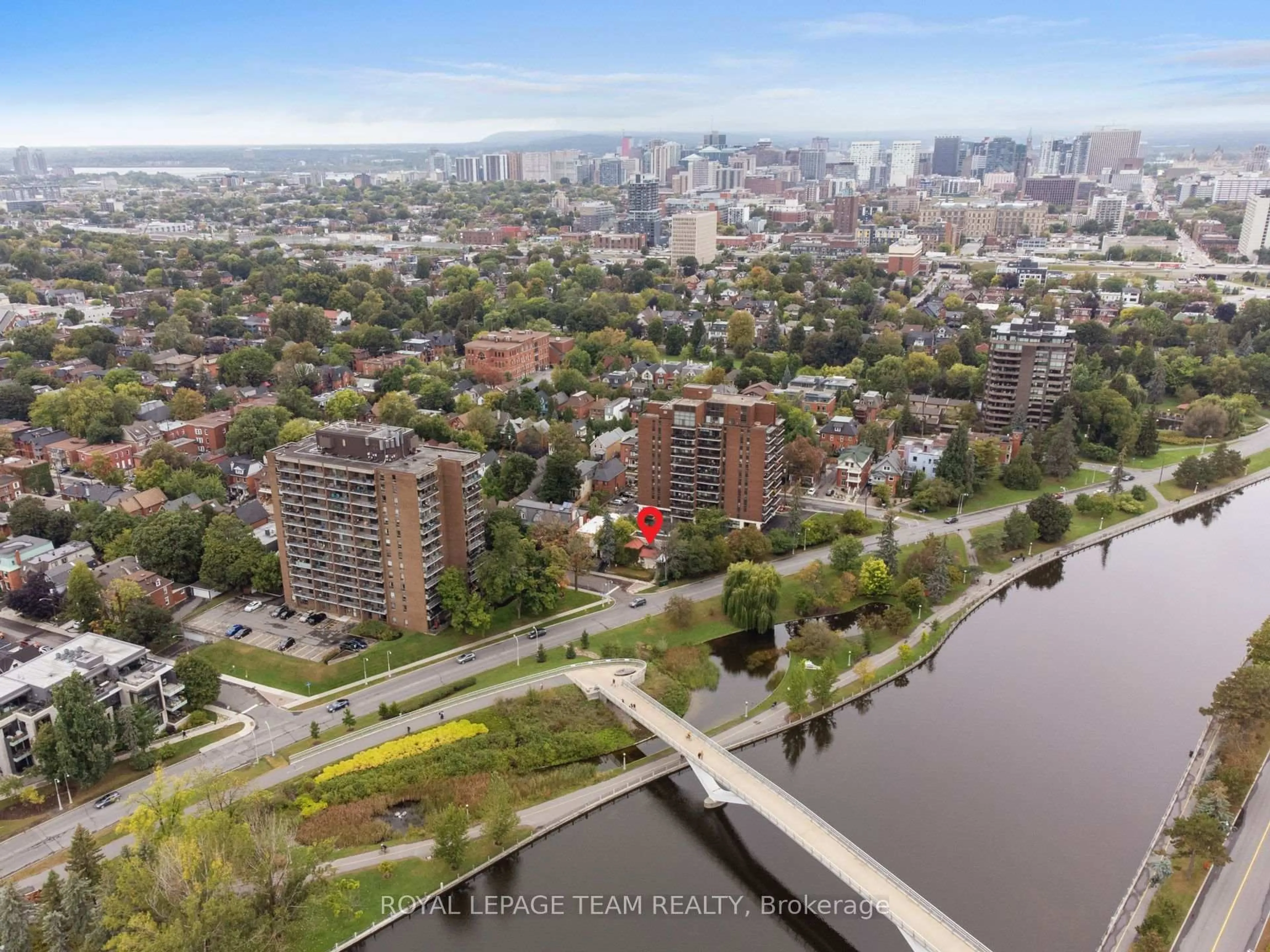 A pic from outside/outdoor area/front of a property/back of a property/a pic from drone, water/lake/river/ocean view for 334 Queen Elizabeth Dr, Ottawa Ontario K1S 3M8