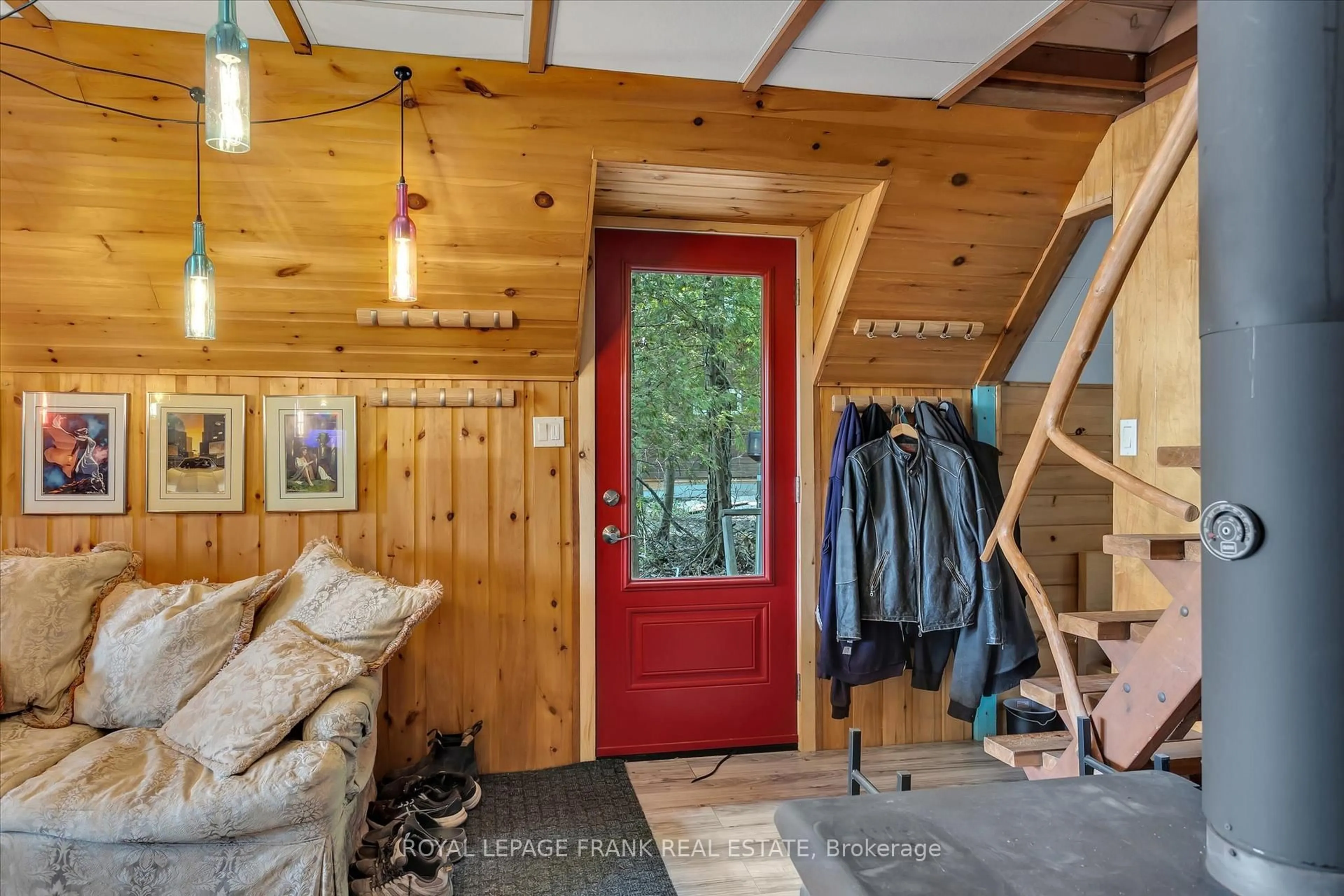 Indoor entryway for 8 Fire Route 62, Trent Lakes Ontario K0L 1J0