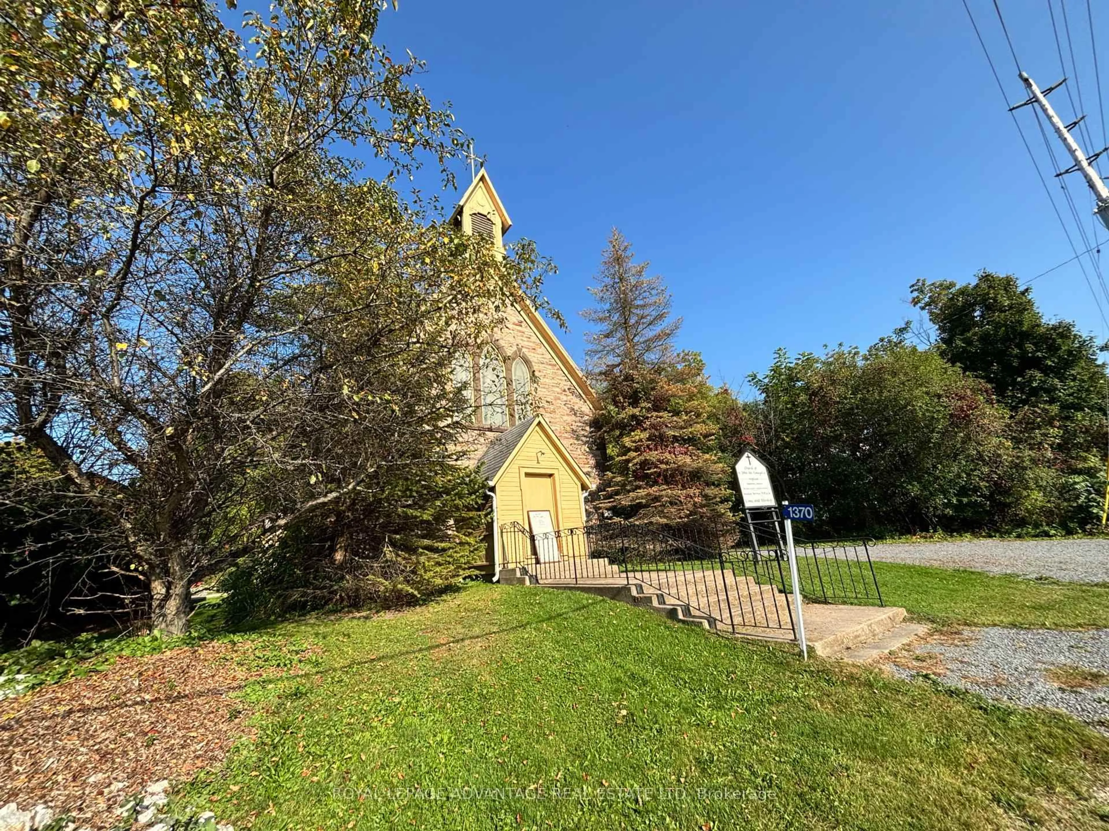 A pic from outside/outdoor area/front of a property/back of a property/a pic from drone, unknown for 1370 Hwy 511 Rd, Perth Ontario K7H 3C8