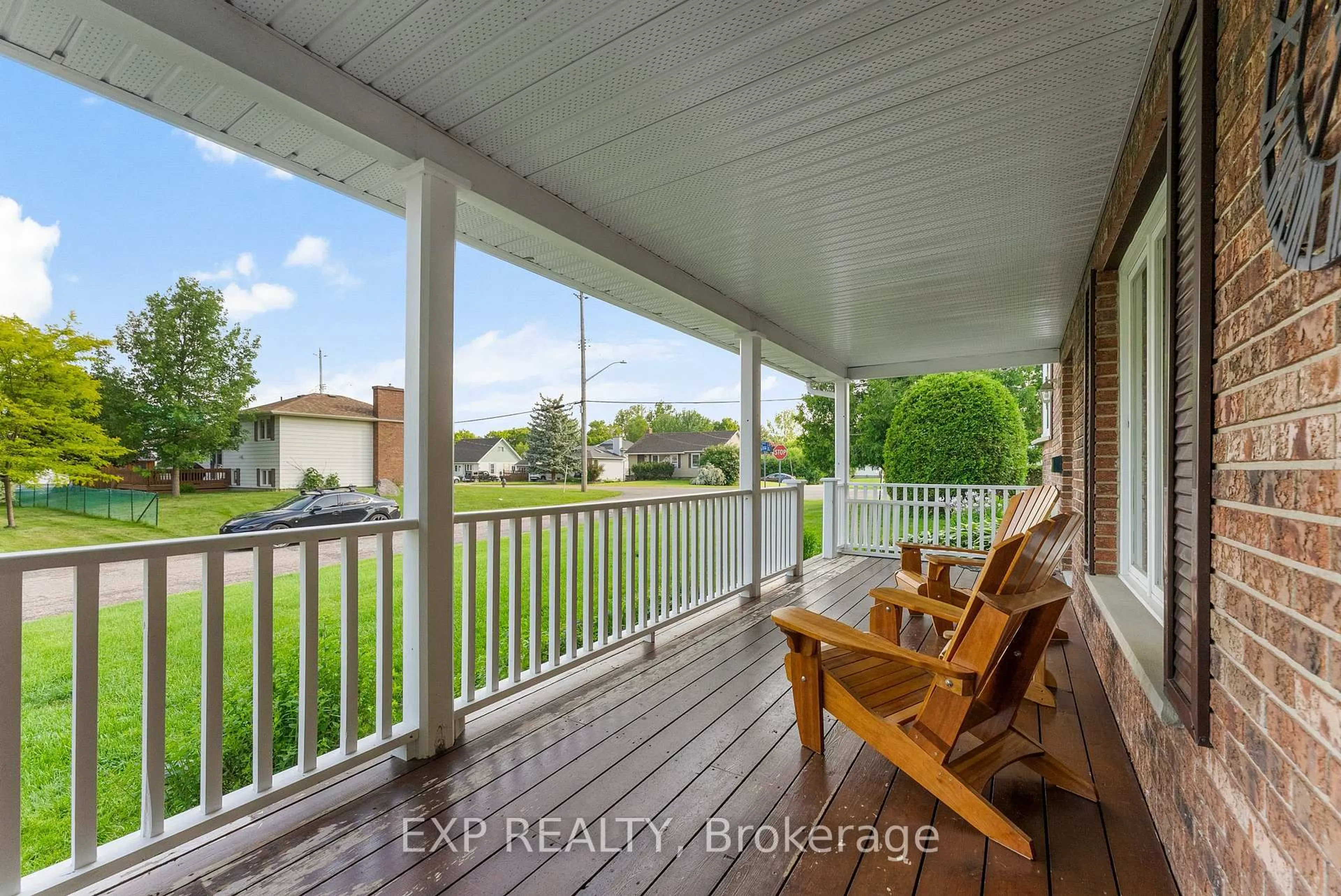 Patio, water/lake/river/ocean view for 320 Francis St, Renfrew Ontario K7V 4L7