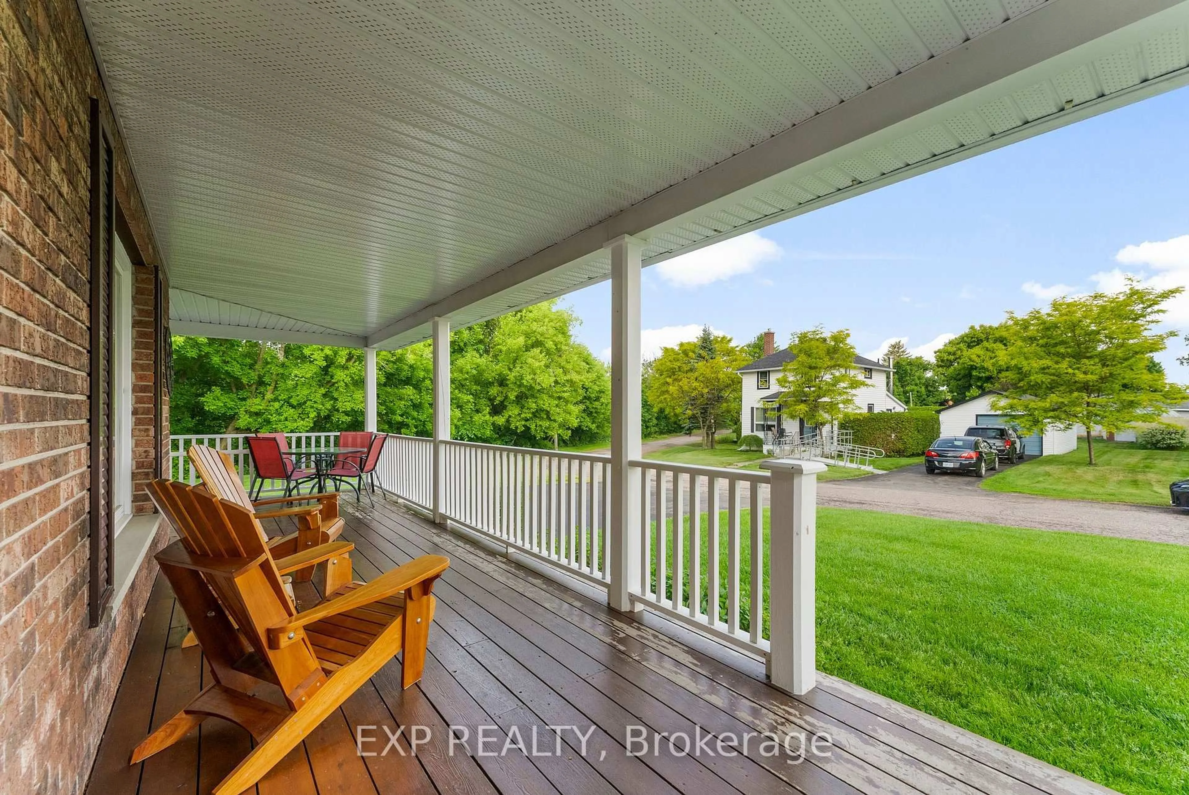 Patio, water/lake/river/ocean view for 320 Francis St, Renfrew Ontario K7V 4L7