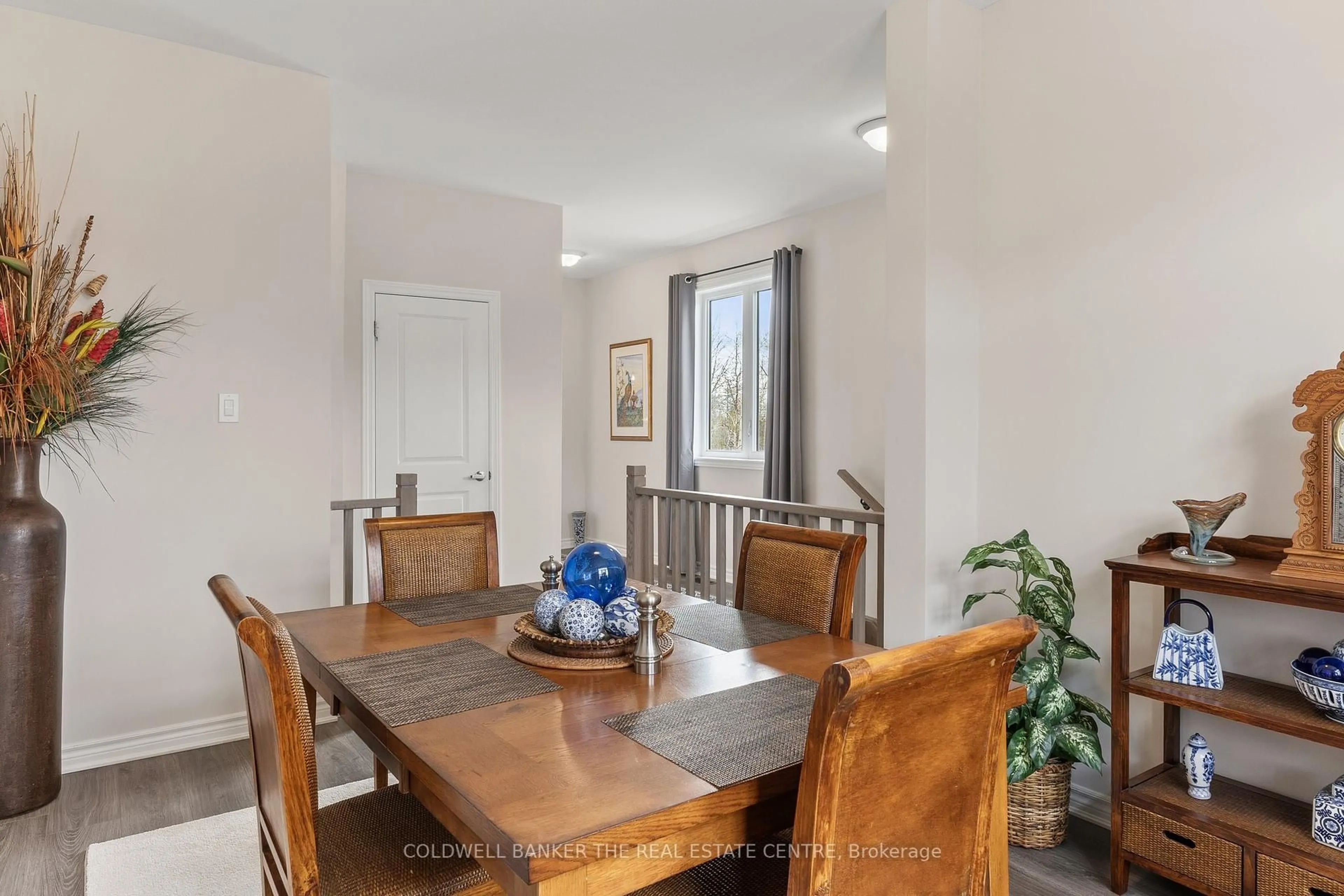 Dining room, unknown for 17 Lakewood Cres #38, Kawartha Lakes Ontario K0M 1A0