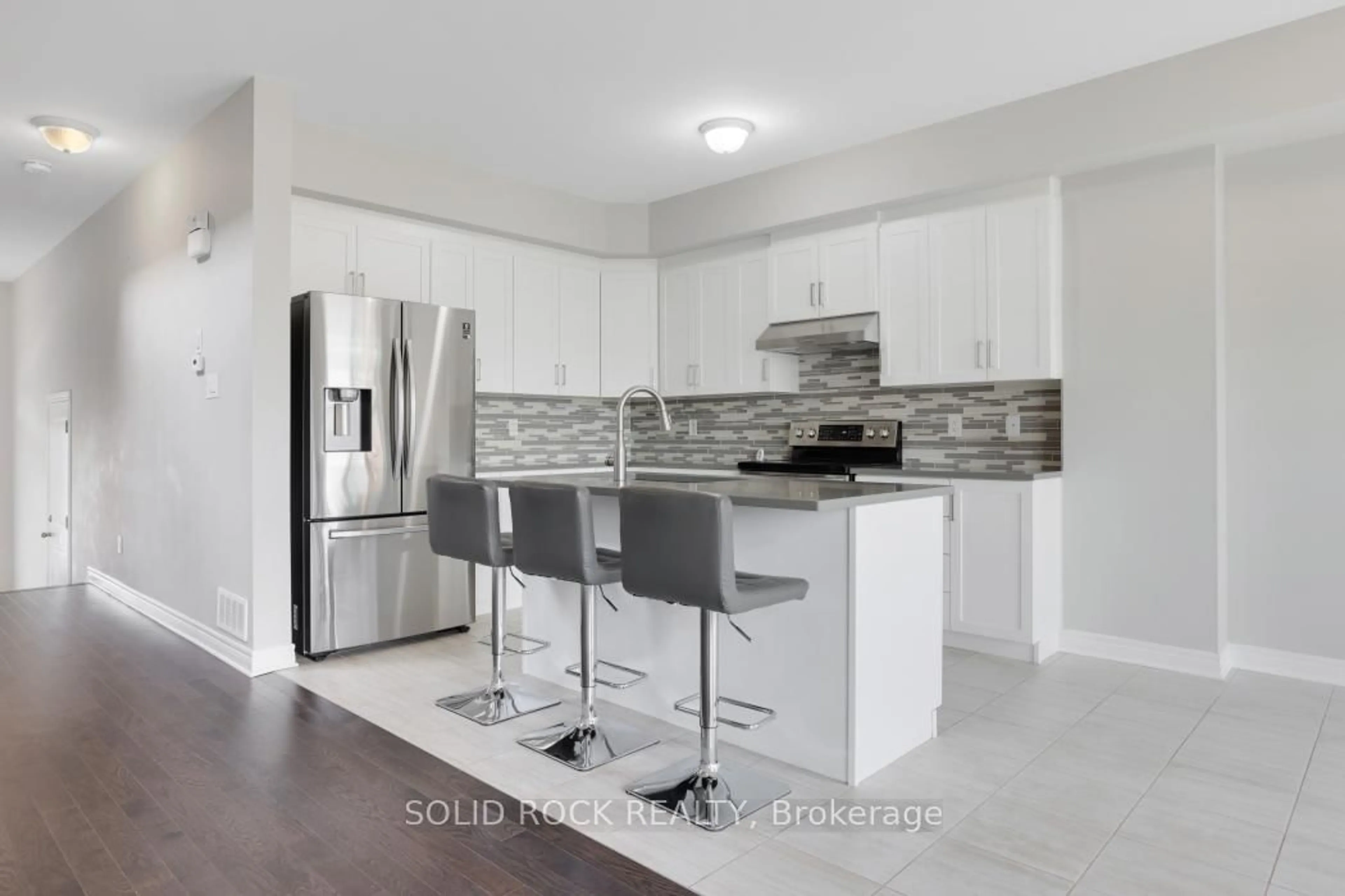 Open concept kitchen, ceramic/tile floor for 29 McPhail Rd, Carleton Place Ontario K7C 0P6