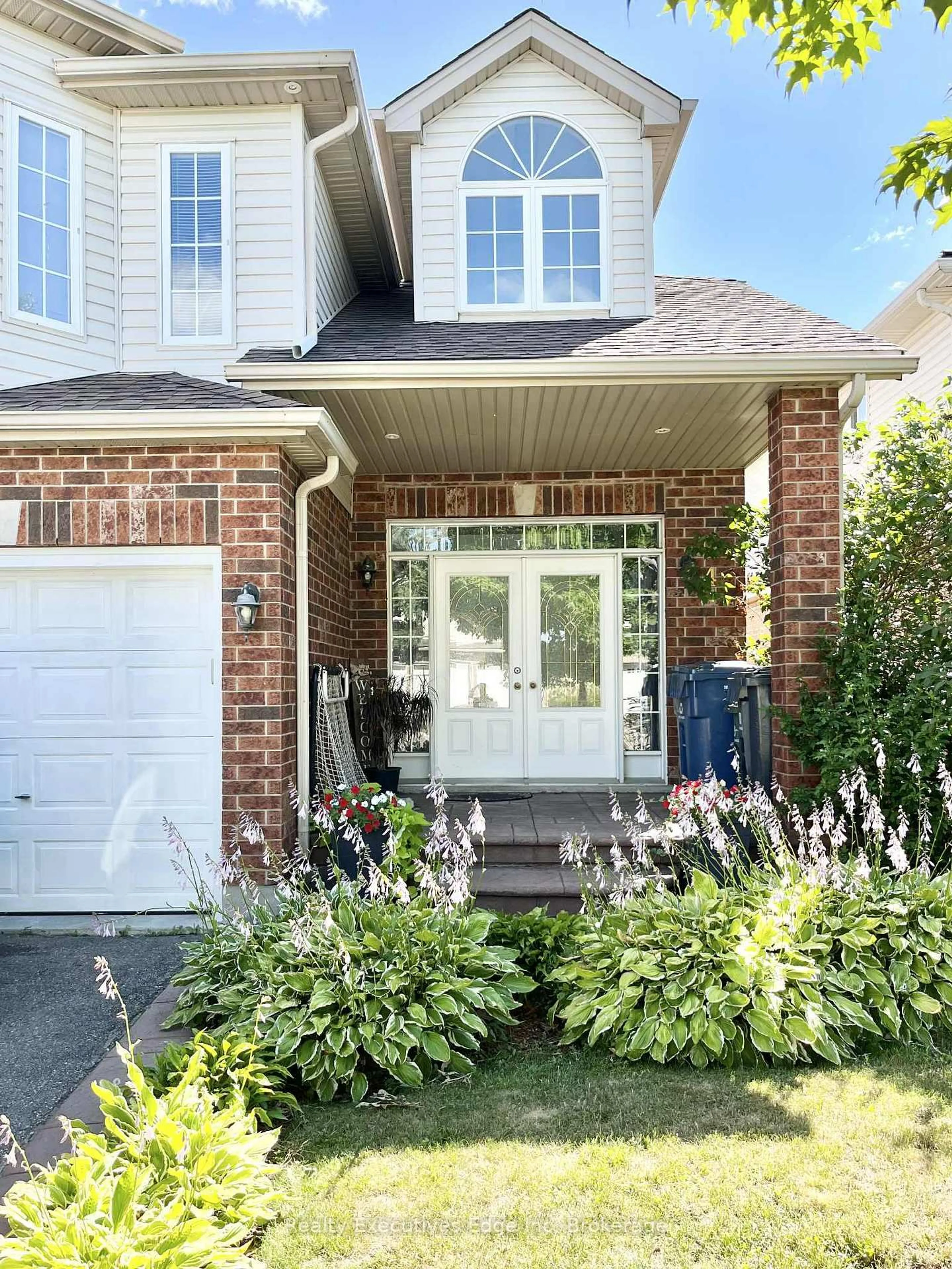 Home with brick exterior material, street for 4 DAVIS St, Guelph Ontario N1E 0A2