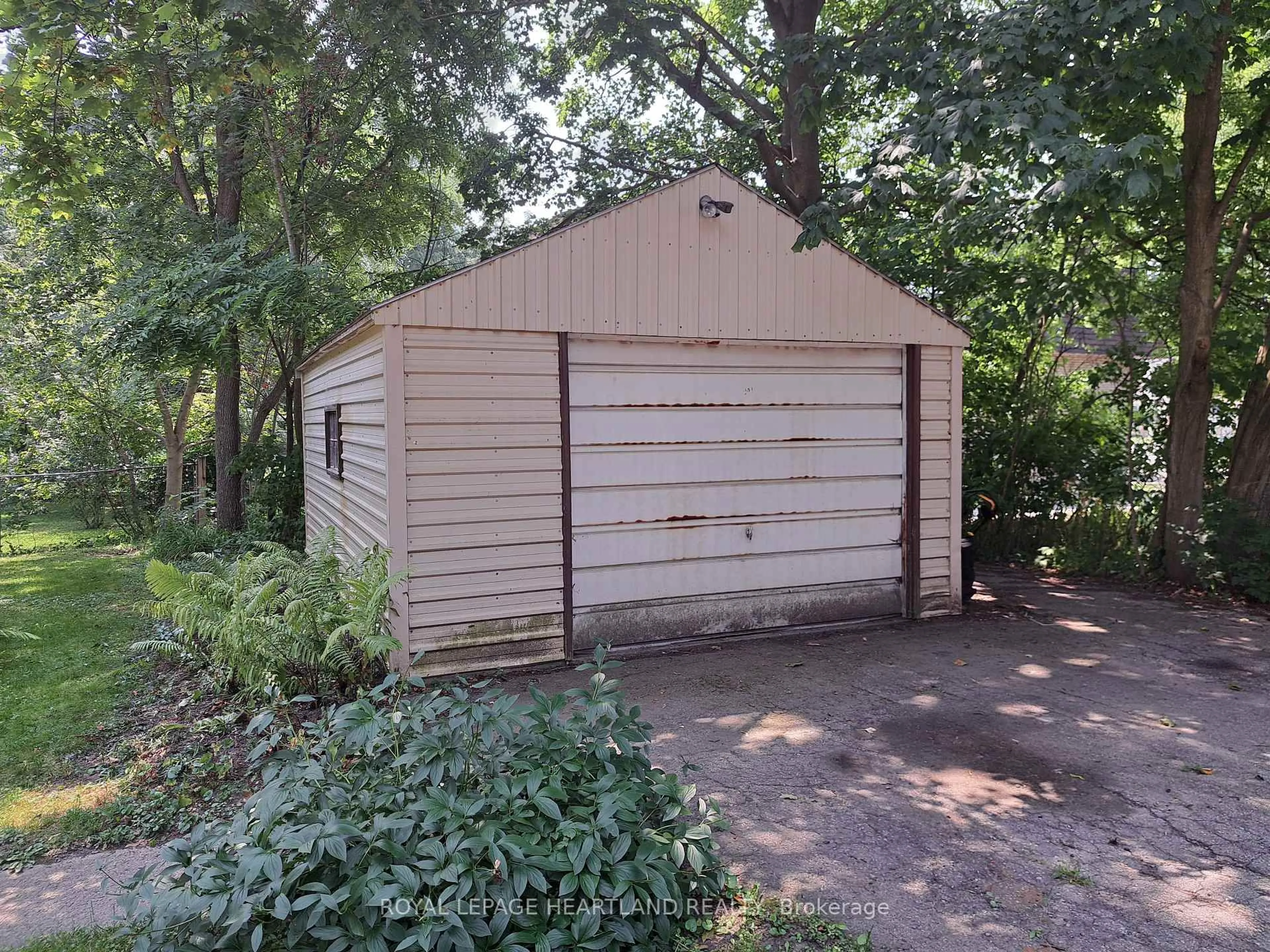 Shed for 22 Whitehead St, Central Huron Ontario N0M 1L0