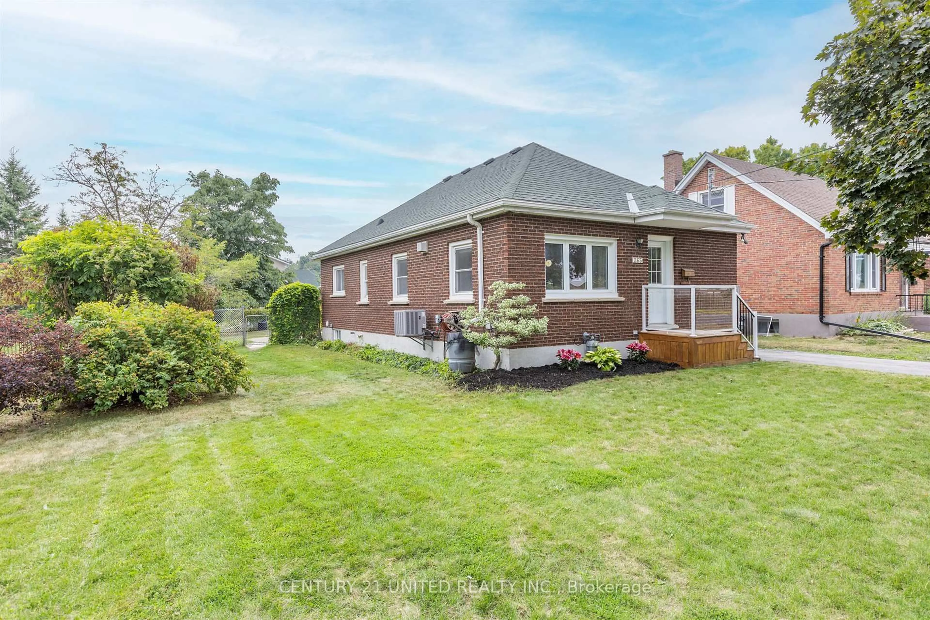 Home with brick exterior material, street for 265 Swanston Ave, Peterborough East Ontario K9H 1P6