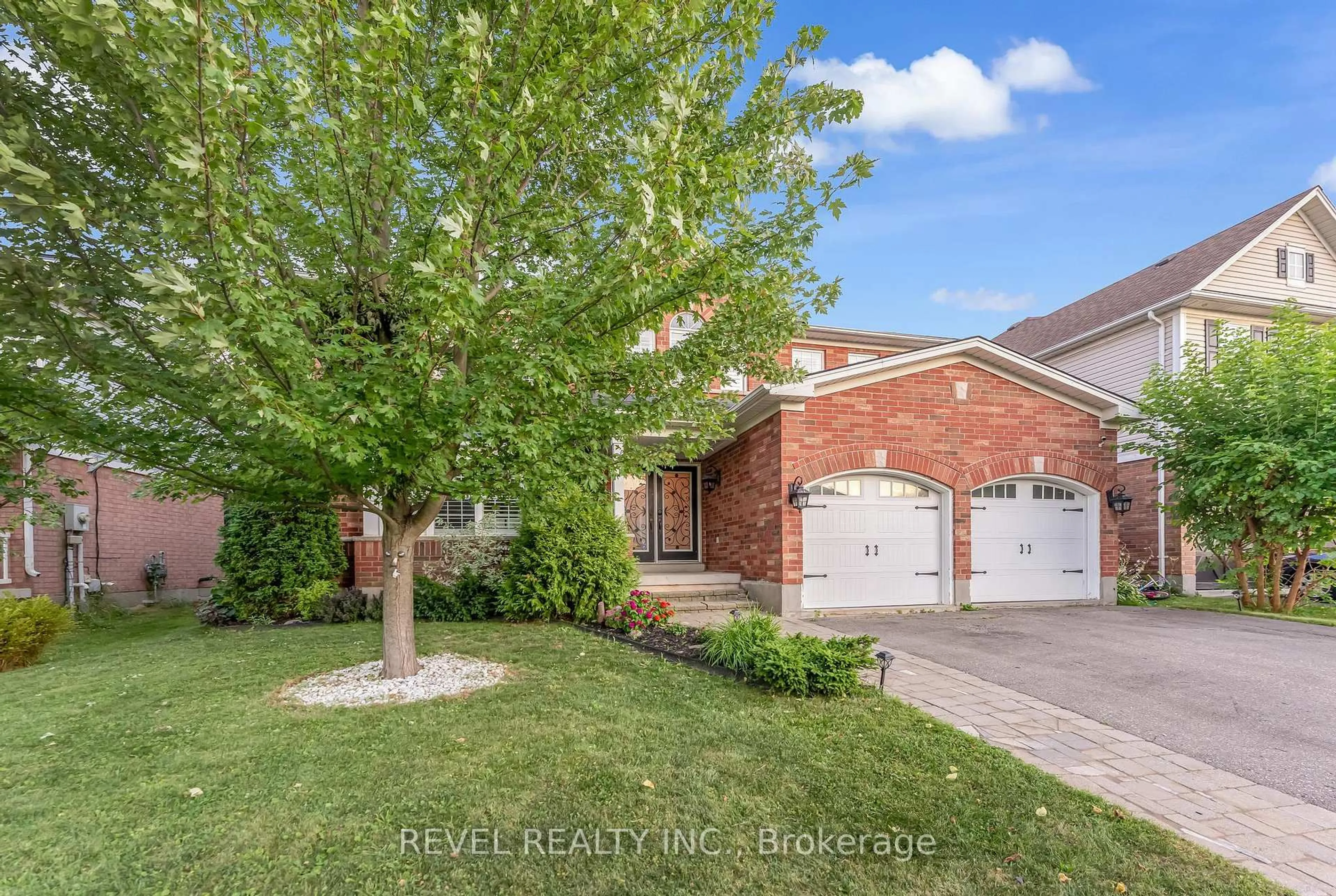Home with brick exterior material, street for 17 Webb Ave, Brantford Ontario N3T 6S5