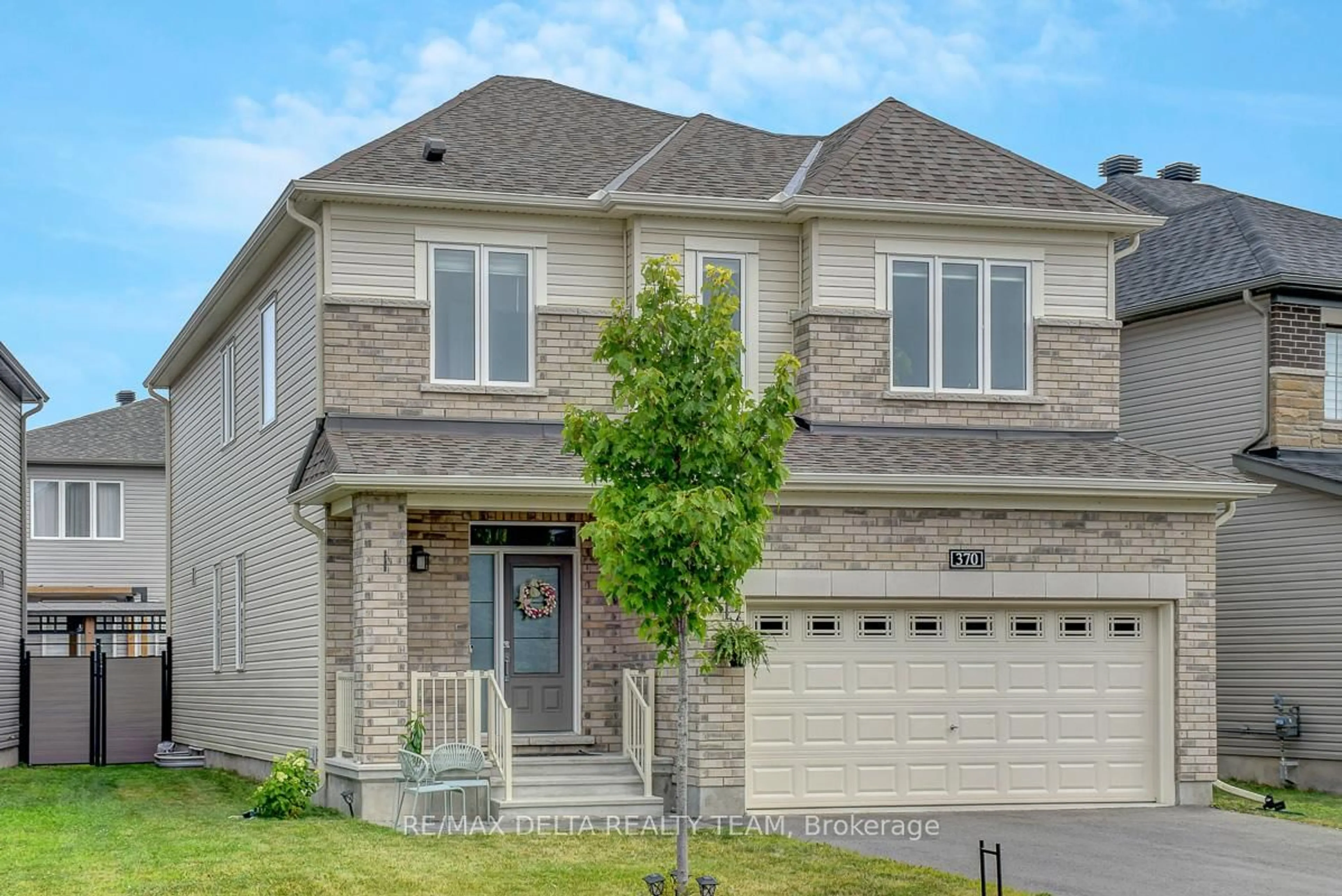 Home with brick exterior material, street for 370 Aquaview Dr, Ottawa Ontario K4A 5K5