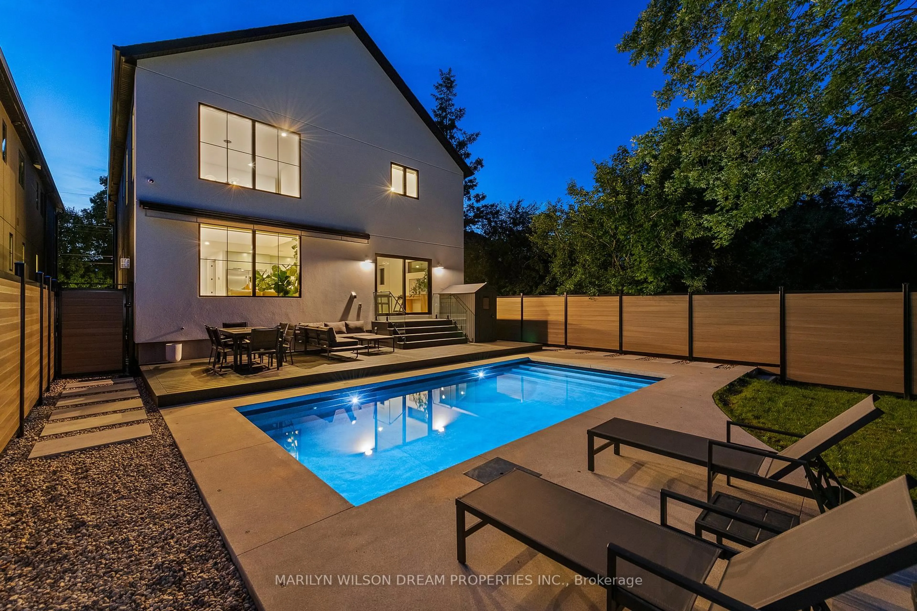 Pool for 1108A Falaise Rd, Ottawa Ontario K2A 2B1