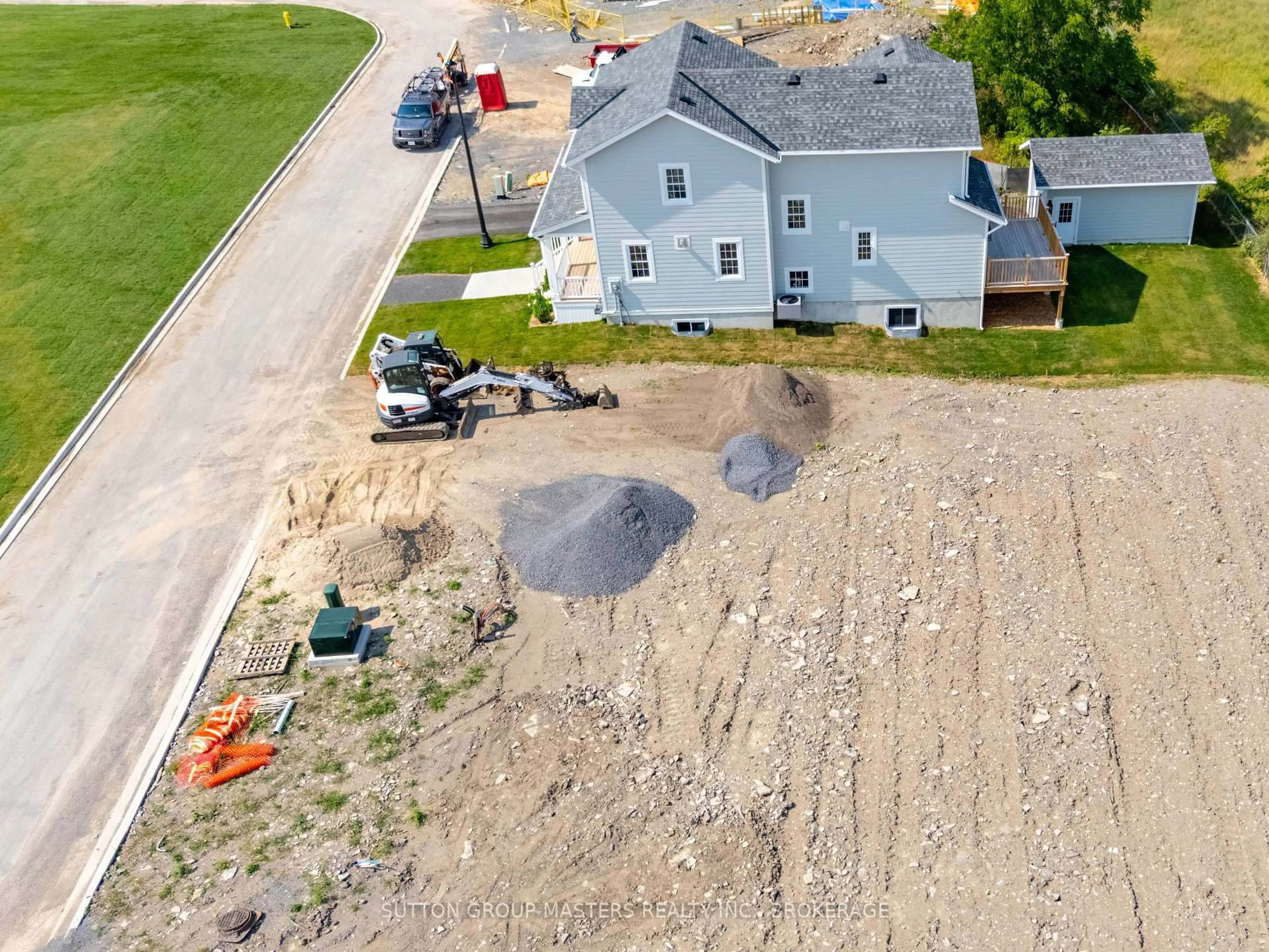A pic from outside/outdoor area/front of a property/back of a property/a pic from drone, street for 280 Old Kiln Cres, Kingston Ontario K7K 0L7