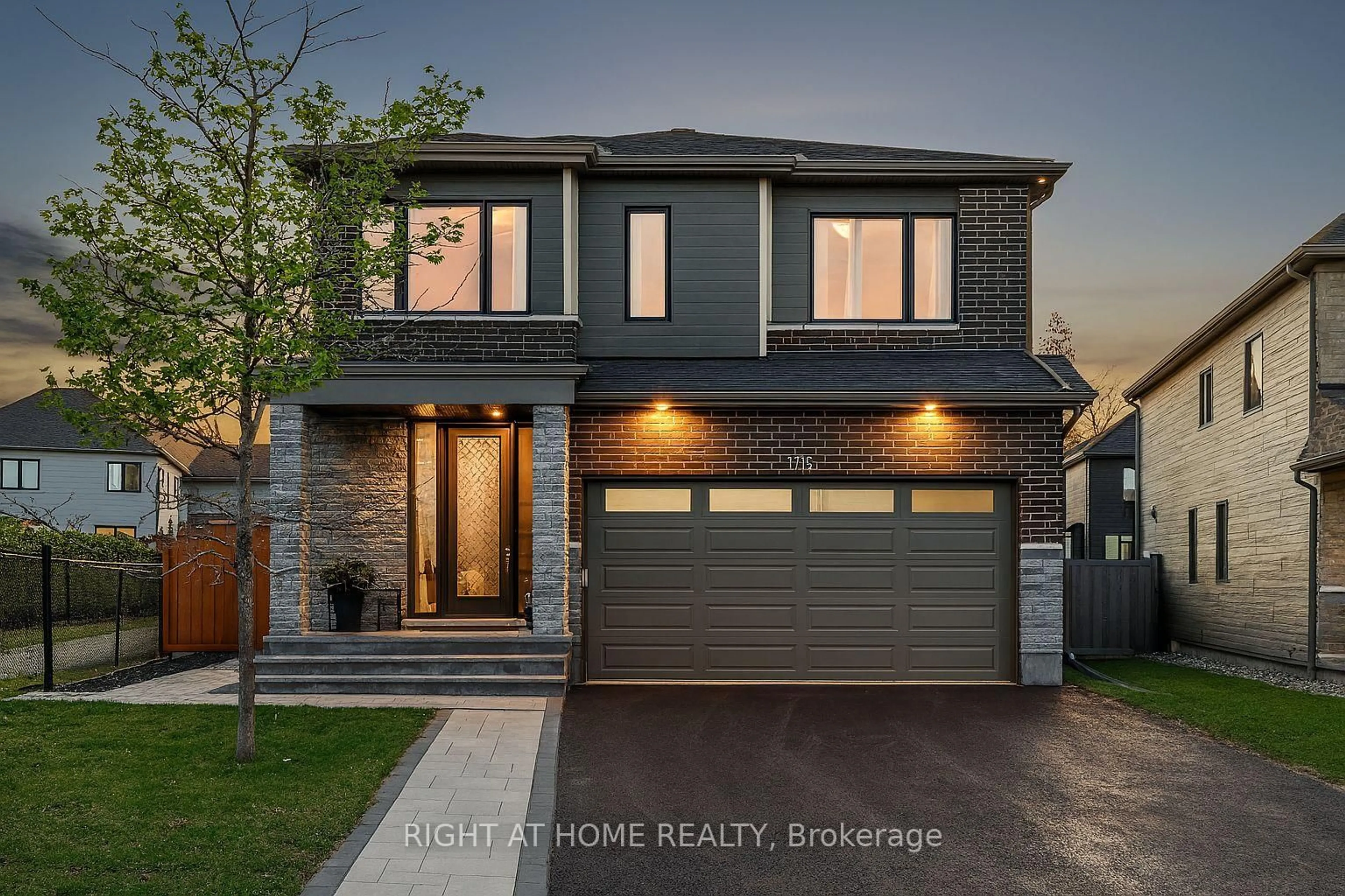 Home with brick exterior material, street for 210 Spindrift Circ, Manotick Ontario K4M 1J8