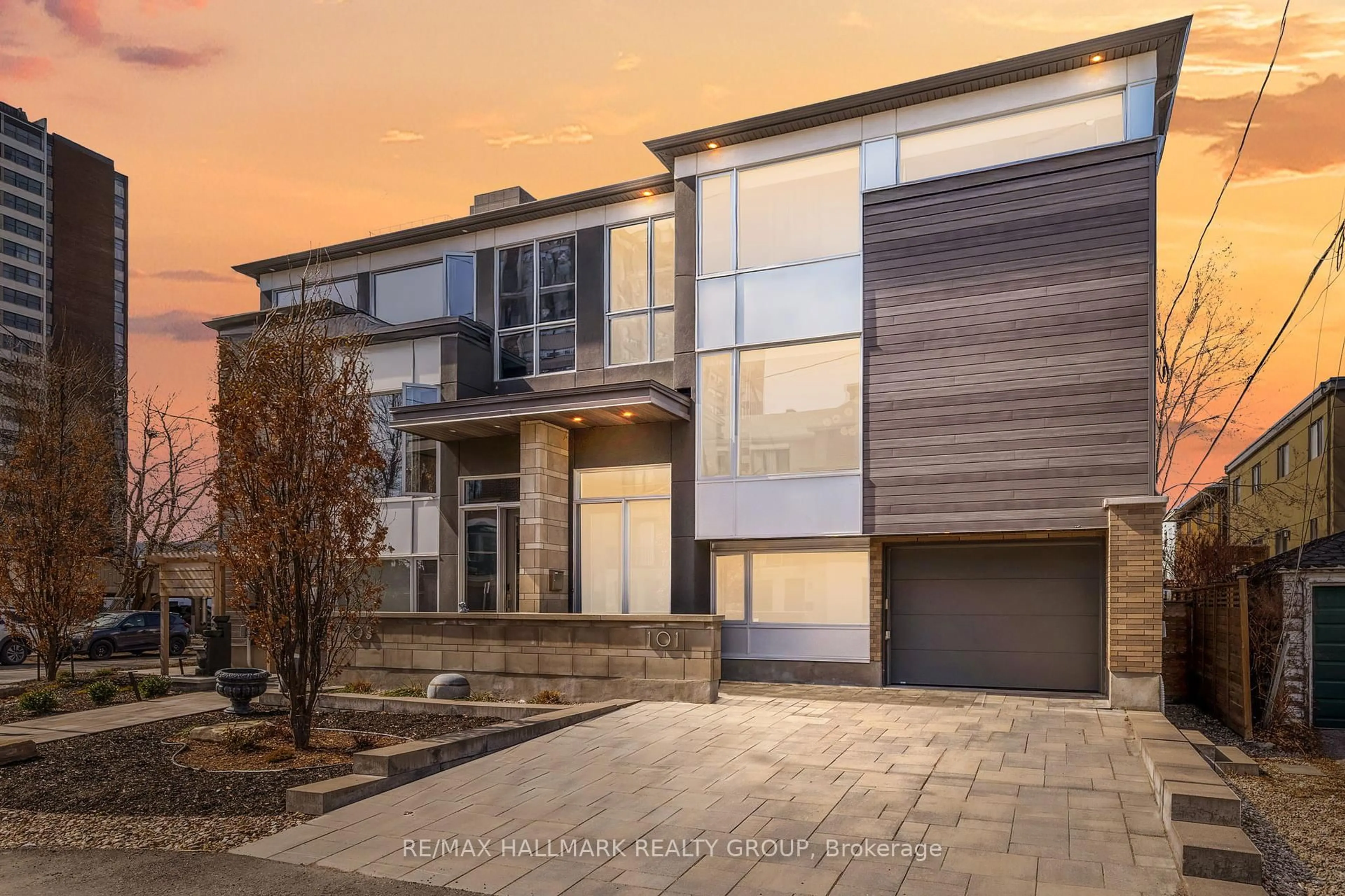 Home with brick exterior material, street for 101 Tay St, Ottawa Ontario K2A 2H1
