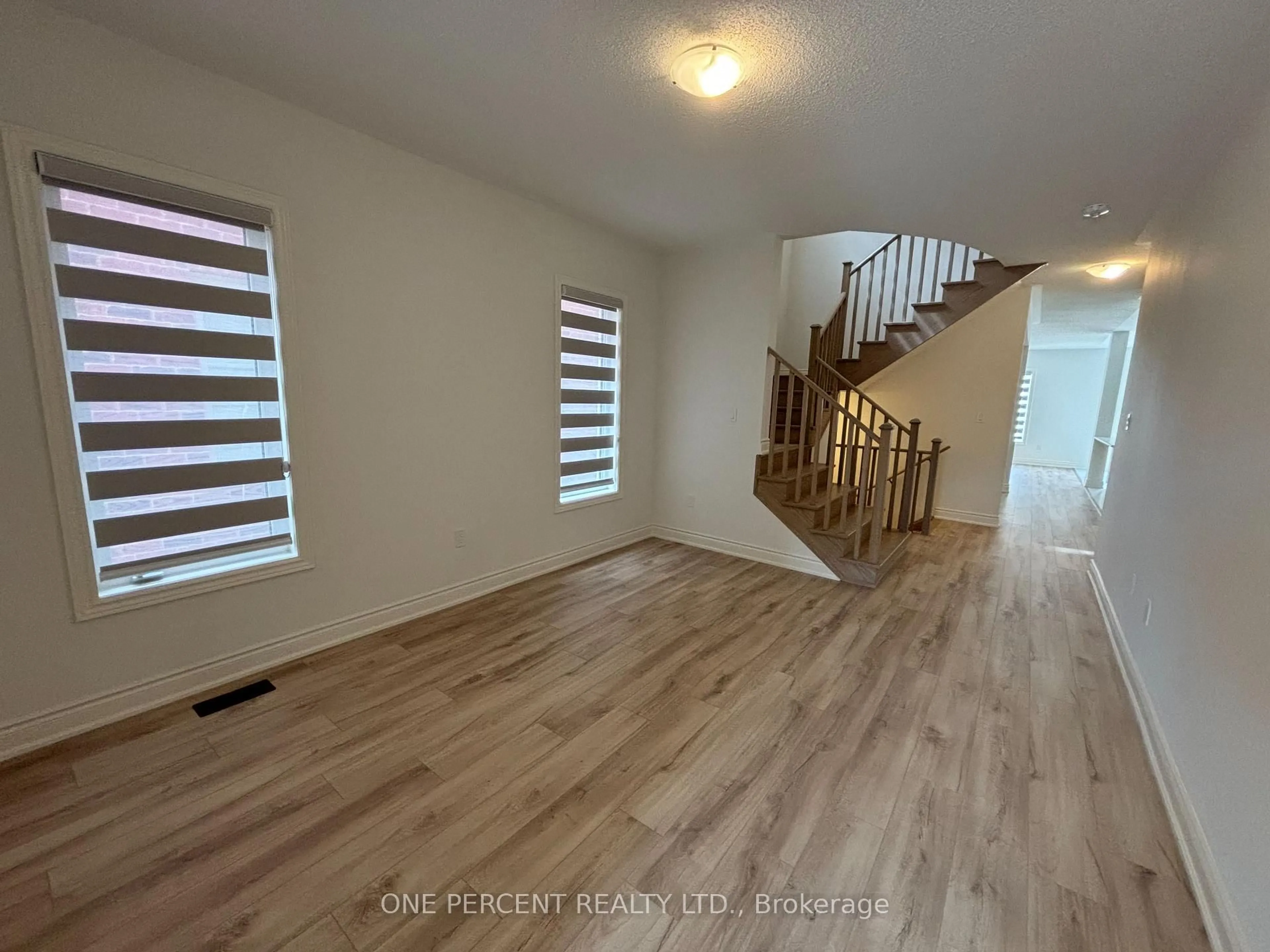 Unknown for 47 Bloomfield Cres, Cambridge Ontario N1T 0G2