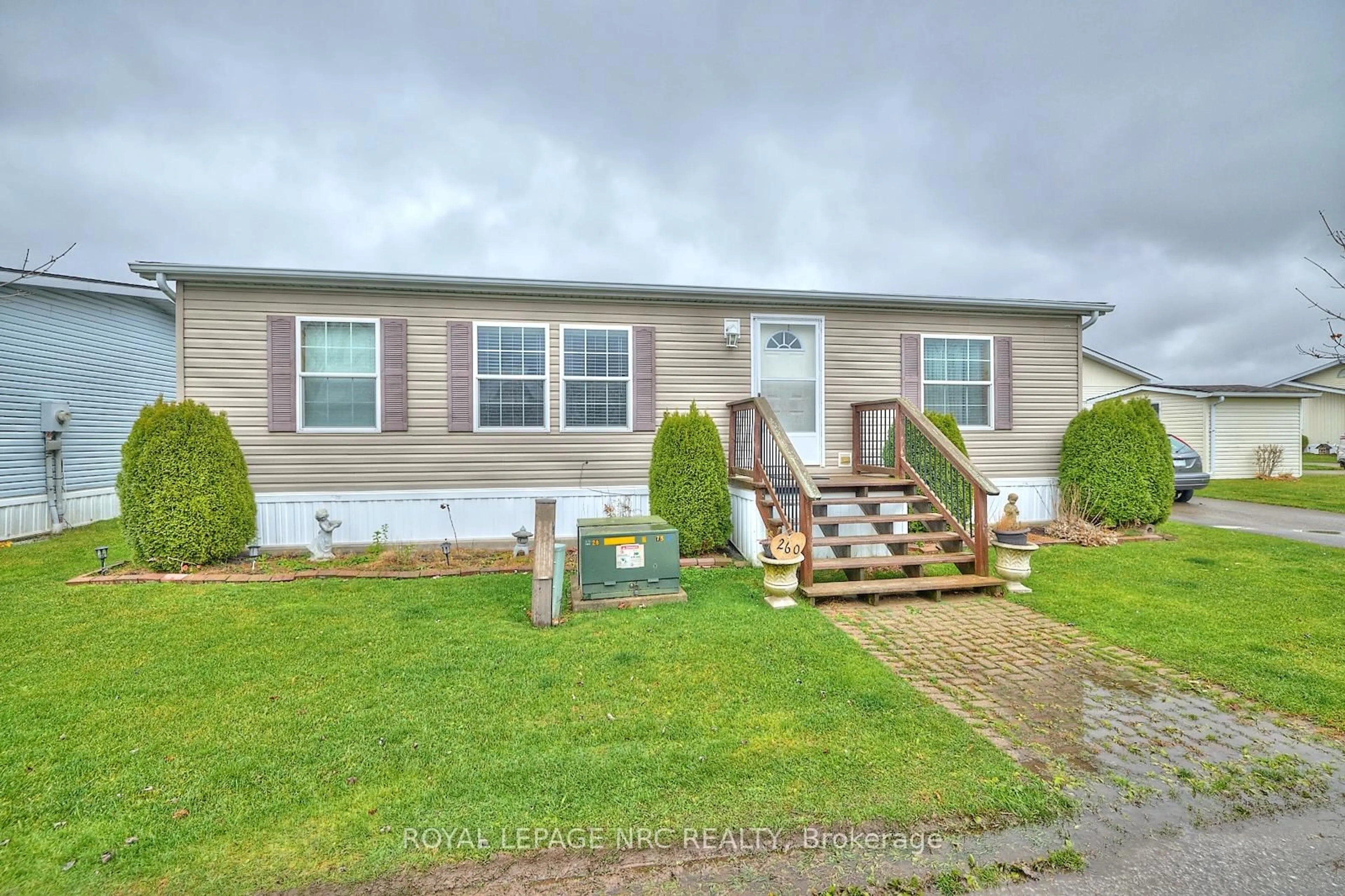 Home with vinyl exterior material, unknown for 3033 TOWNLINE Rd #260, Fort Erie Ontario L0S 1S1