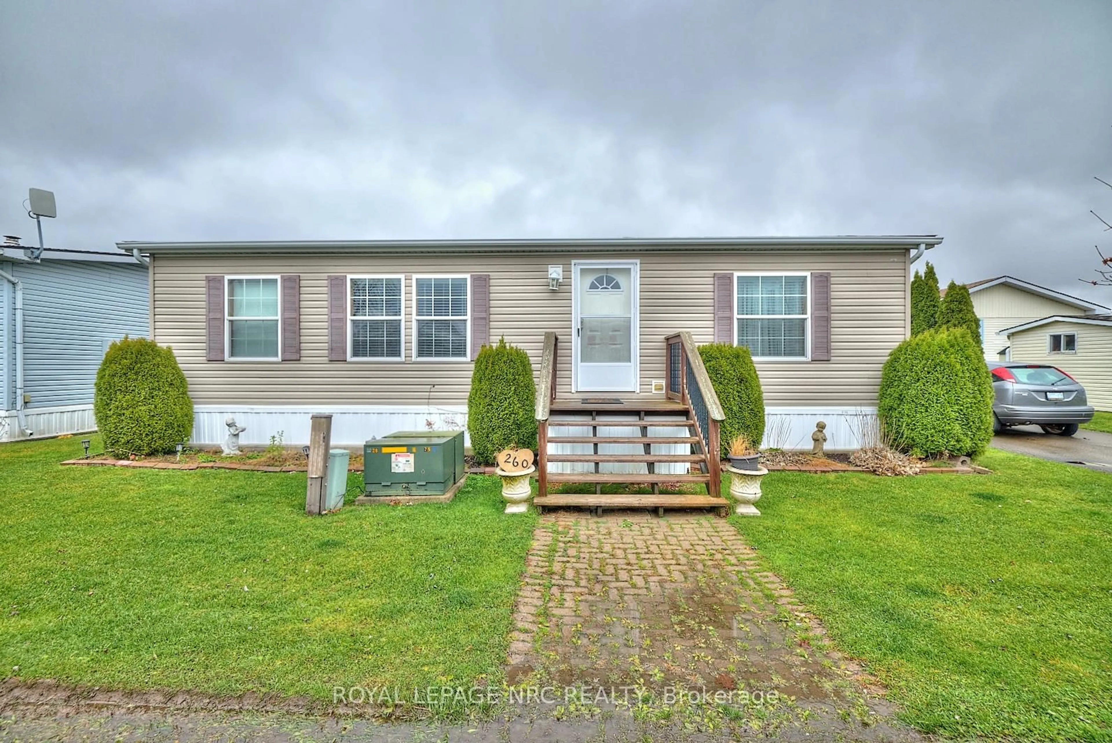 Home with vinyl exterior material, unknown for 3033 TOWNLINE Rd #260, Fort Erie Ontario L0S 1S1
