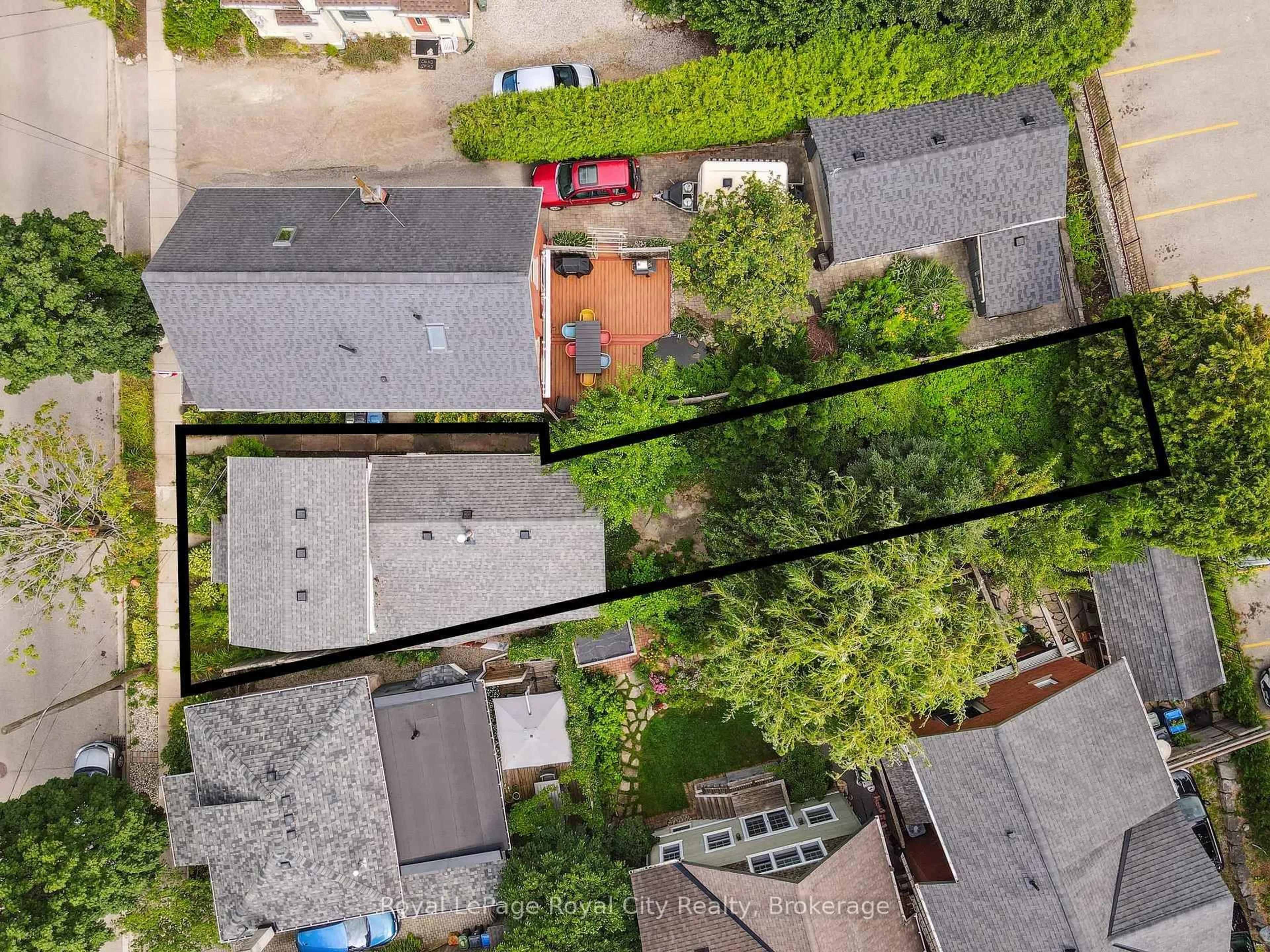 A pic from outside/outdoor area/front of a property/back of a property/a pic from drone, city buildings view from balcony for 201 Arthur St, Guelph Ontario N1E 4V7