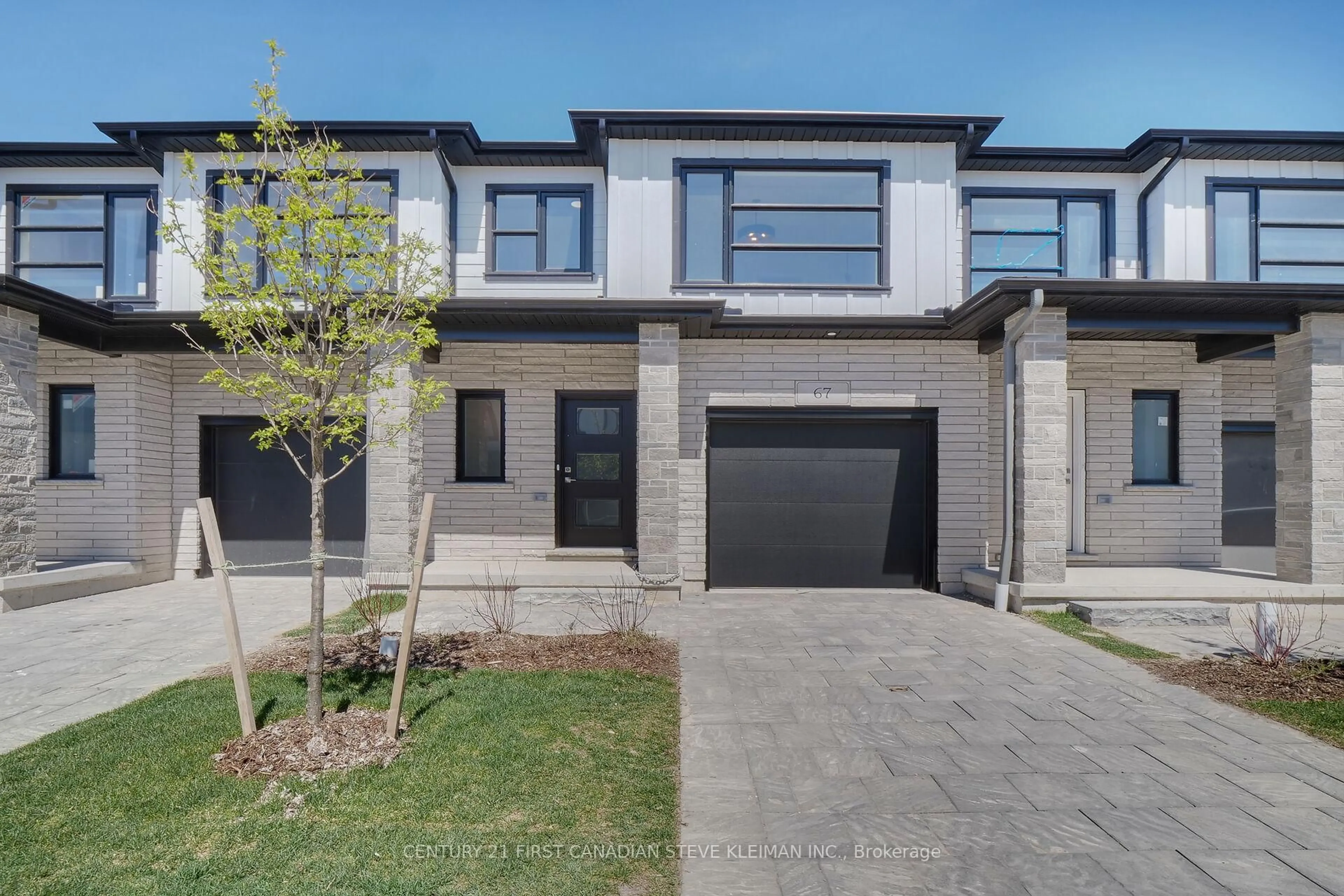 Home with brick exterior material, street for 2700 BUROAK Dr #67, London North Ontario N6G 5B6
