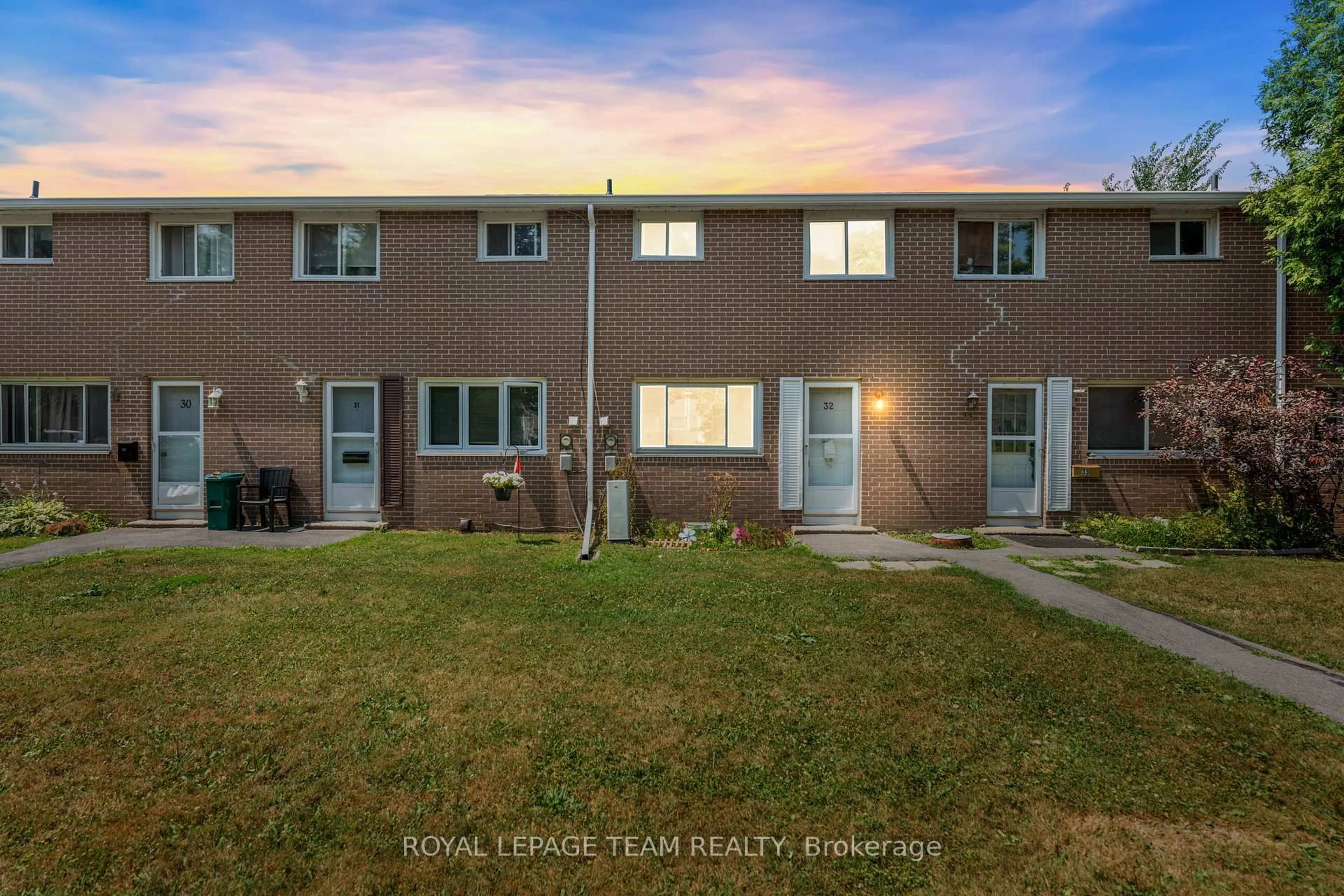 Unknown for 258 Queen Mary Rd #32, Kingston Ontario K7M 2B2