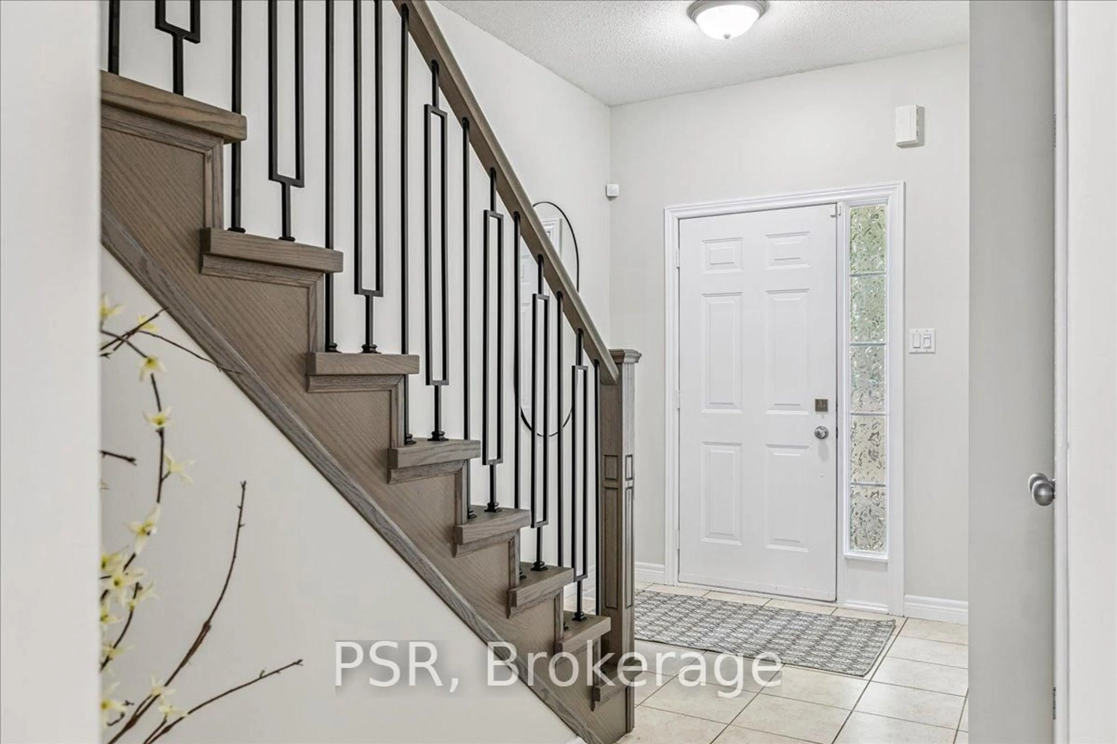 Stairs for 60 Cloverleaf Dr #38, Hamilton Ontario L9K 1S8