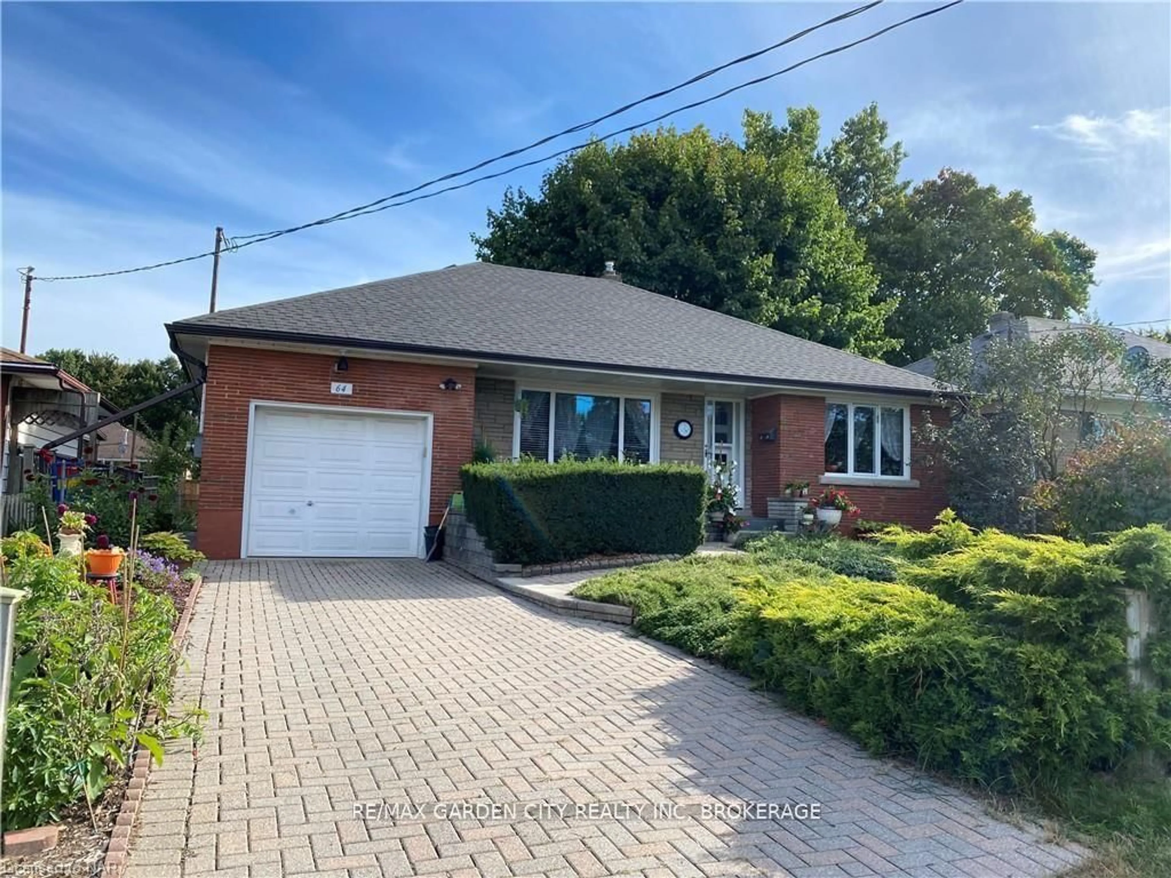 Home with brick exterior material, street for 64 Dorothy St, St. Catharines Ontario L2N 4A6