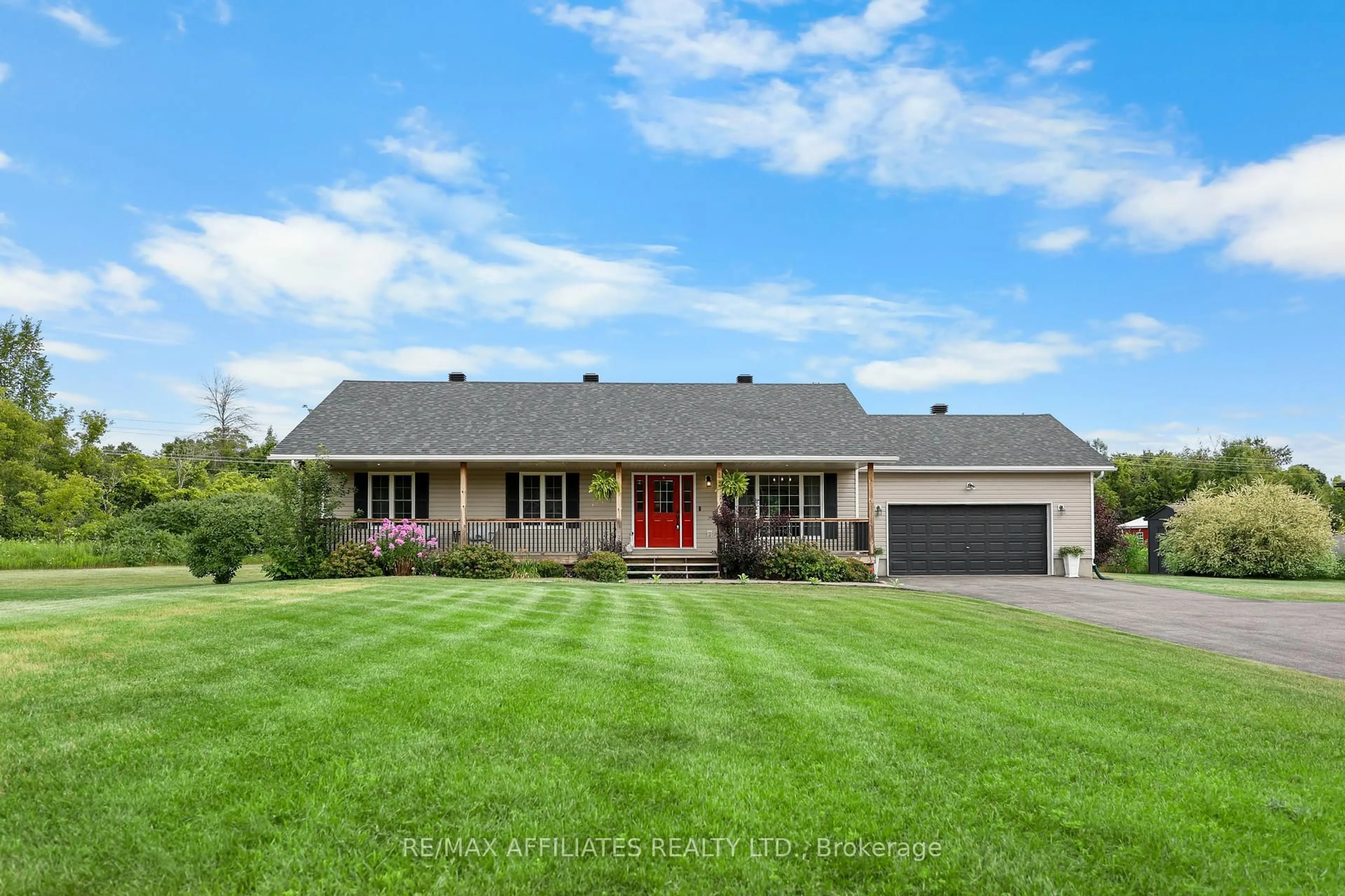 Home with brick exterior material, street for 21 Leeland Dr, Rideau Lakes Ontario K7A 4S5