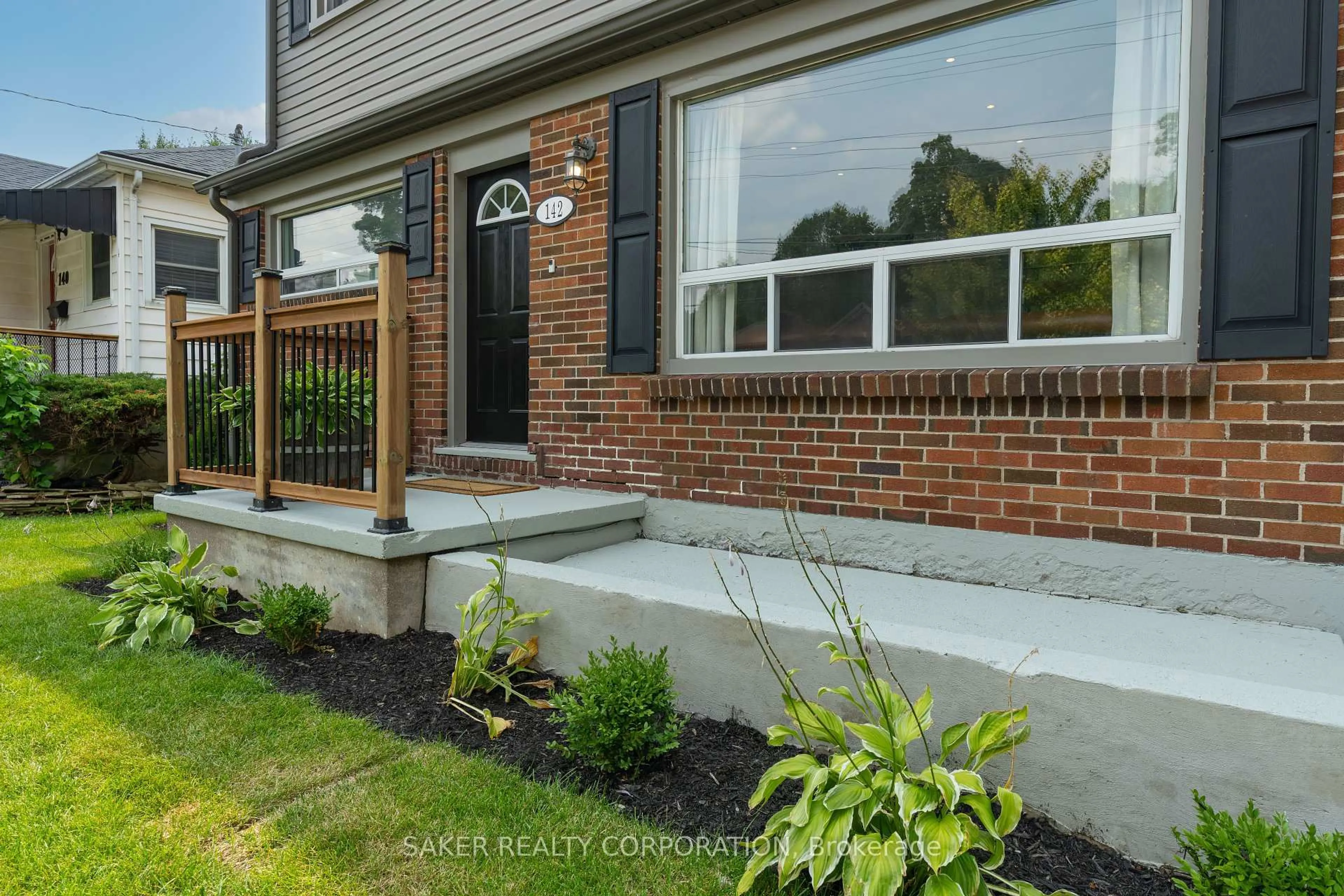 Home with brick exterior material, street for 142 Britannia Ave, London North Ontario N6H 2J5