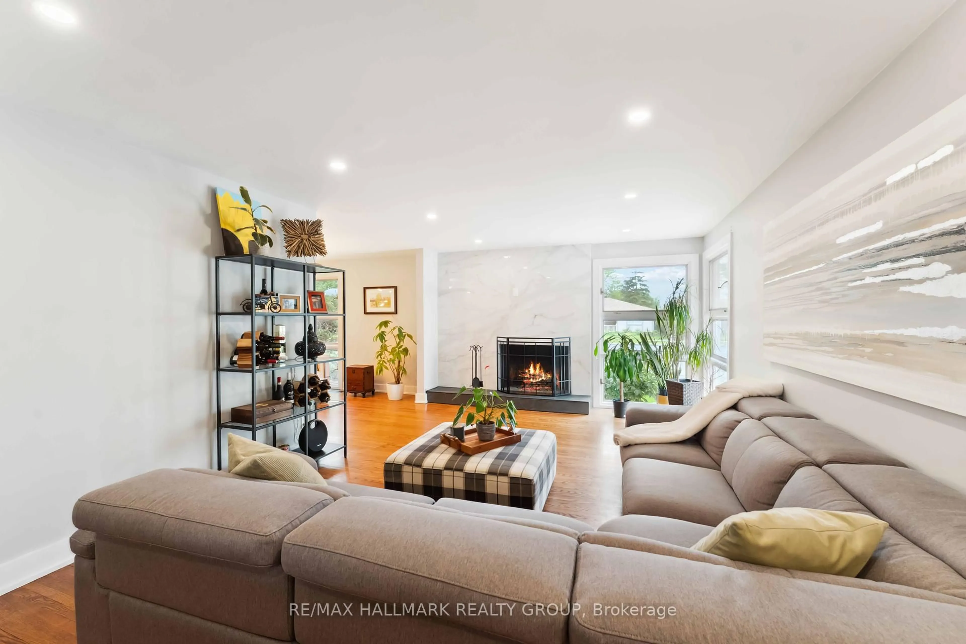 Living room with furniture, unknown for 2425 Ogilvie Rd, Ottawa Ontario K1J 7N3