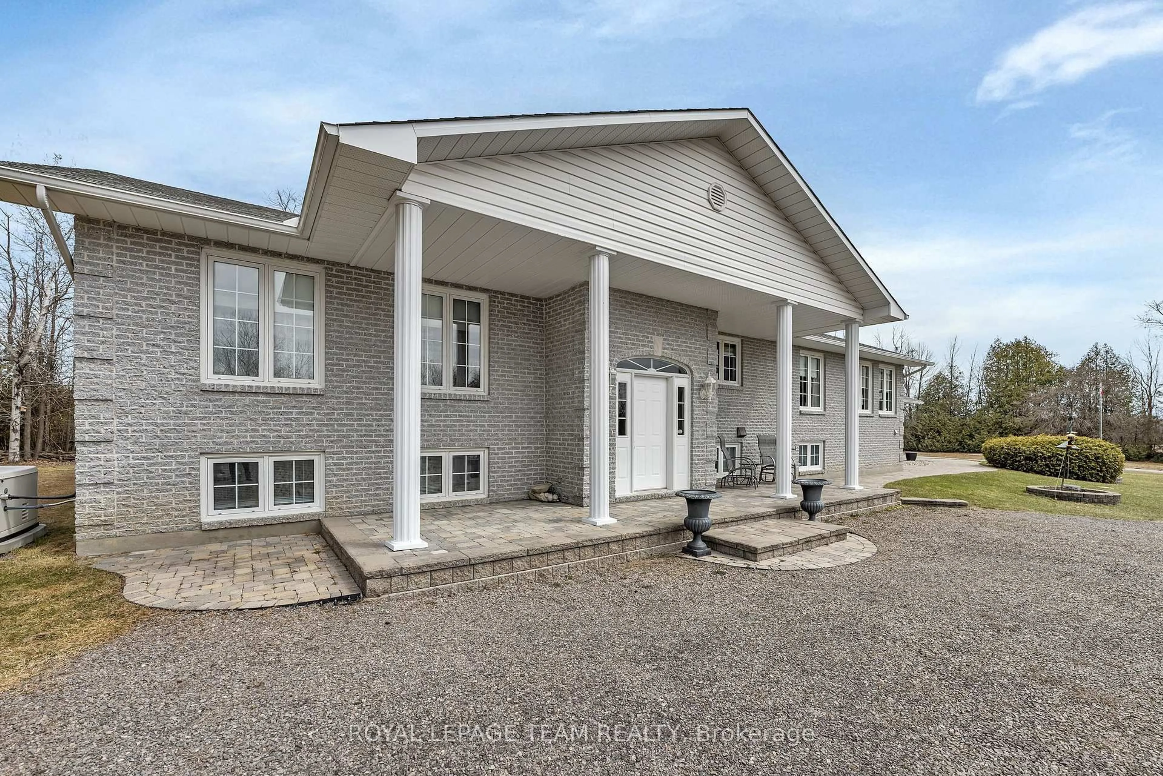 Unknown for 1961 Manotick Station Rd, Osgoode Ontario K0A 2W0