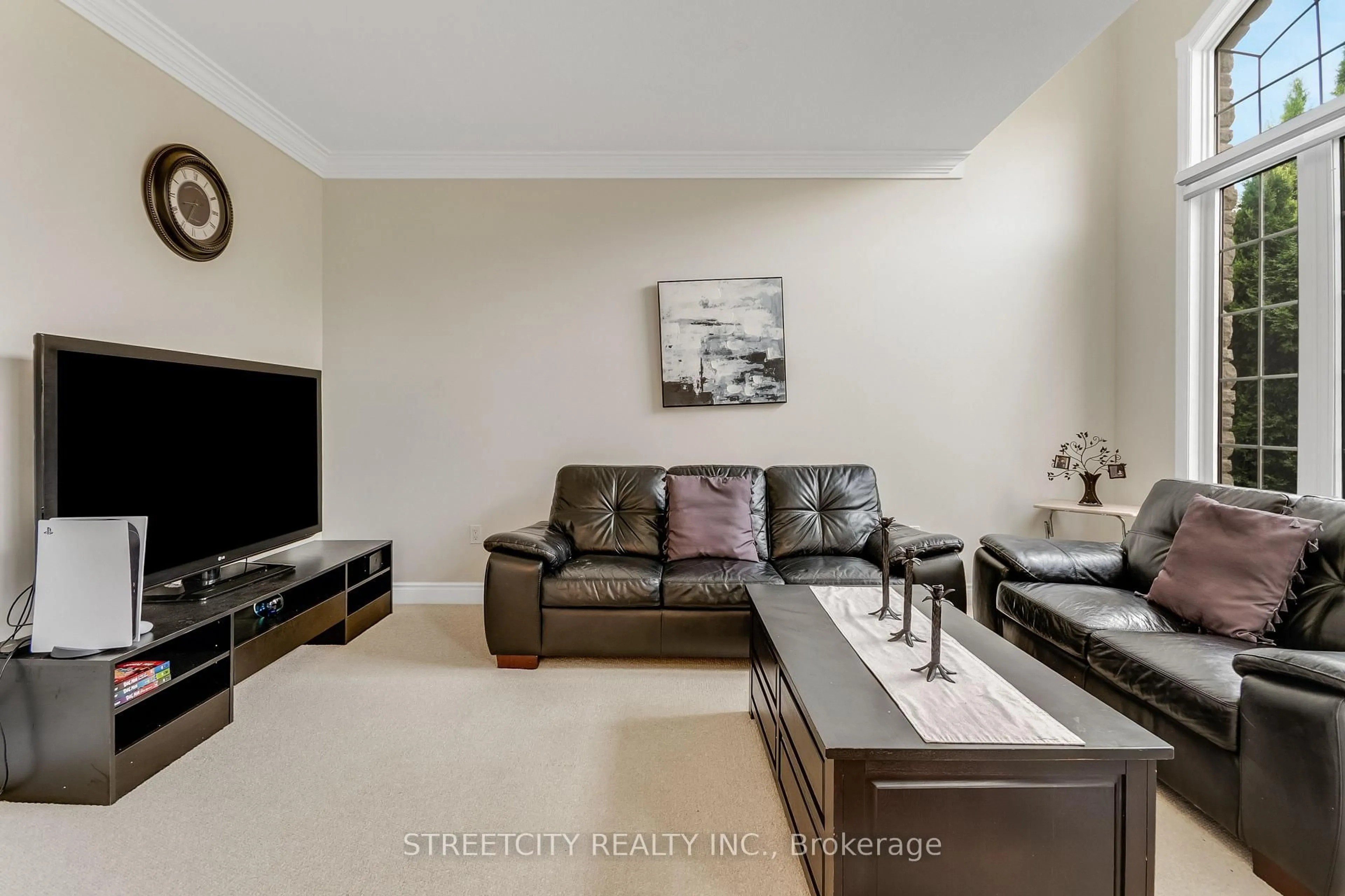 Living room with furniture, unknown for 357 South Carriage Way, London North Ontario N6G 0B2