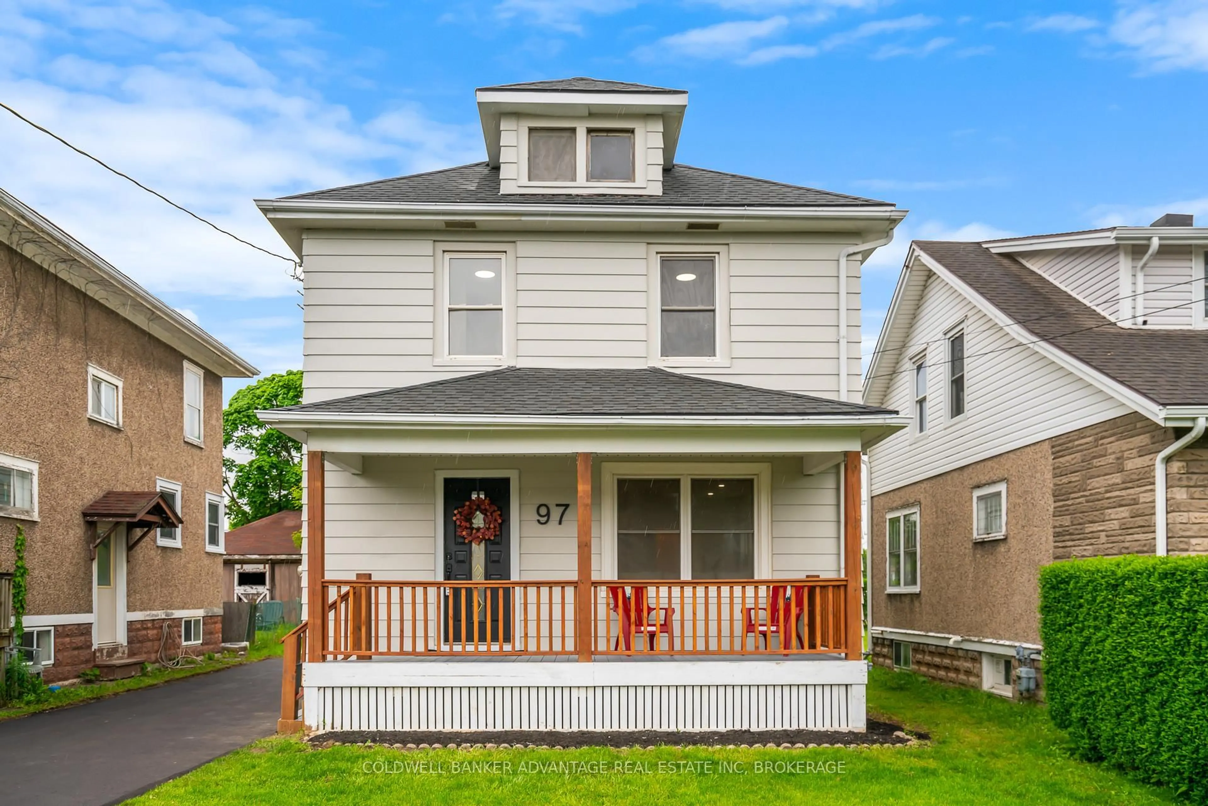 Home with vinyl exterior material, street for 97 Delhi St, Port Colborne Ontario L3K 3L1