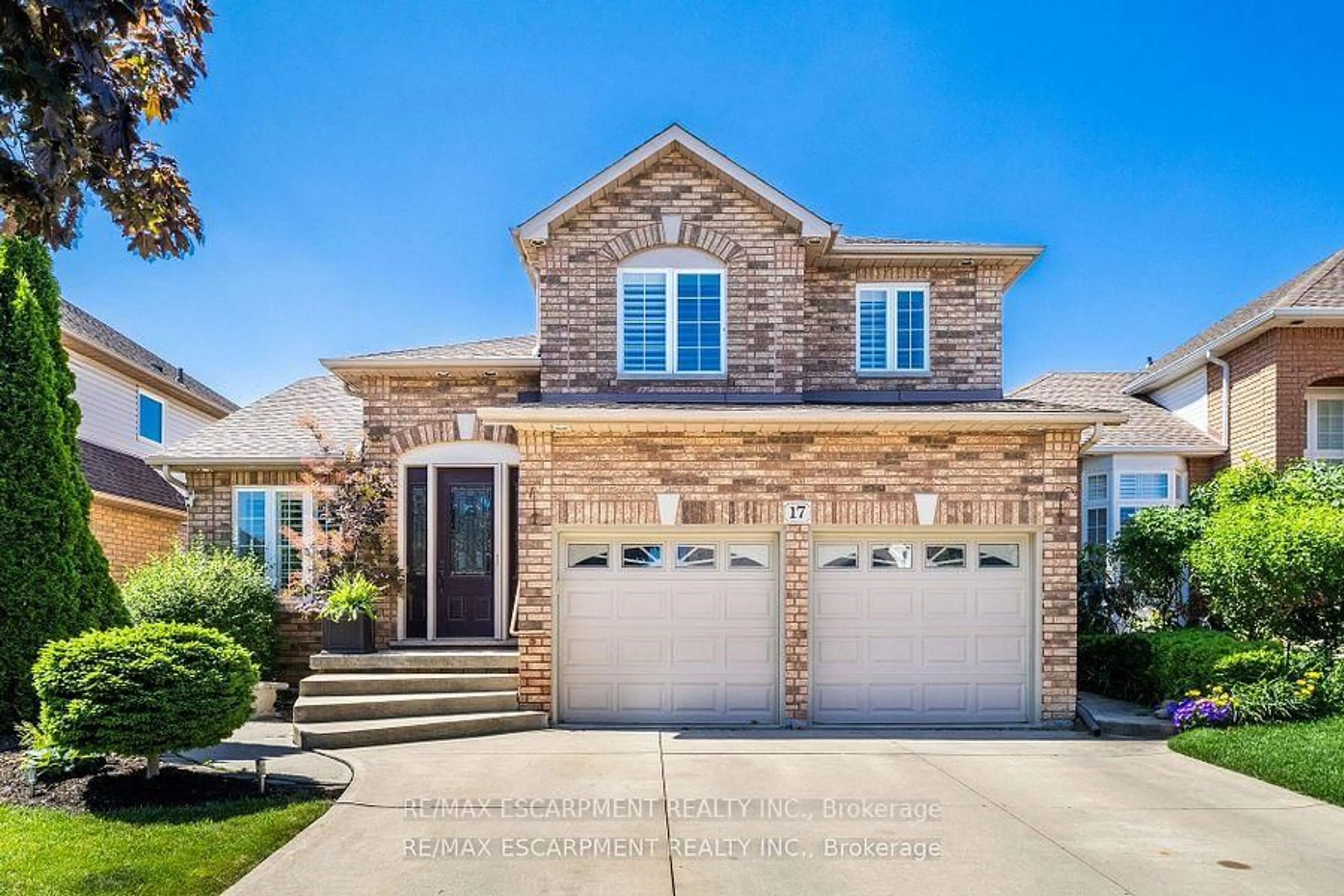 Home with brick exterior material, street for 17 Hillgarden Dr, Hamilton Ontario L8J 3R3