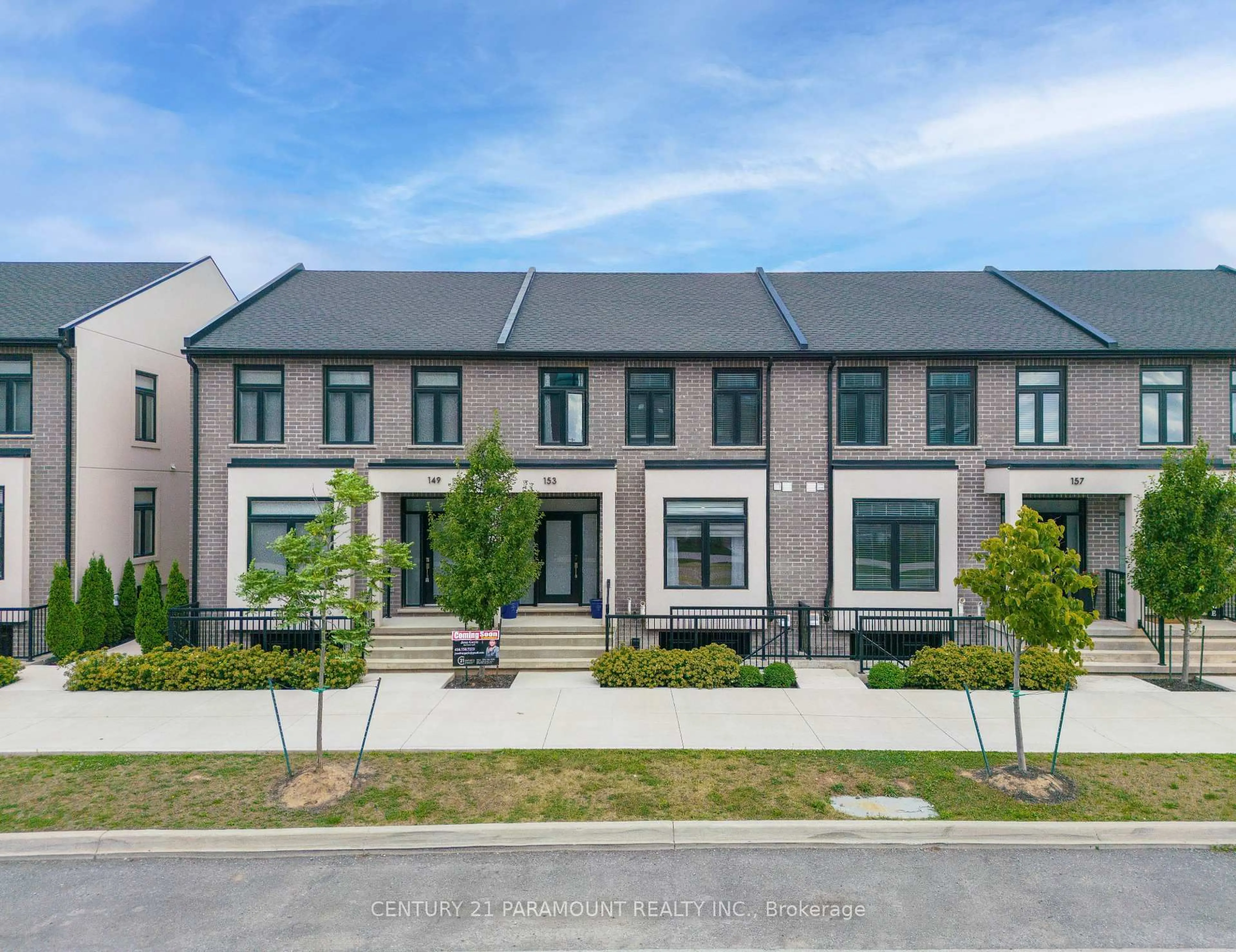 Home with brick exterior material, street for 153 Summersides Blvd, Pelham Ontario L0S 1E6