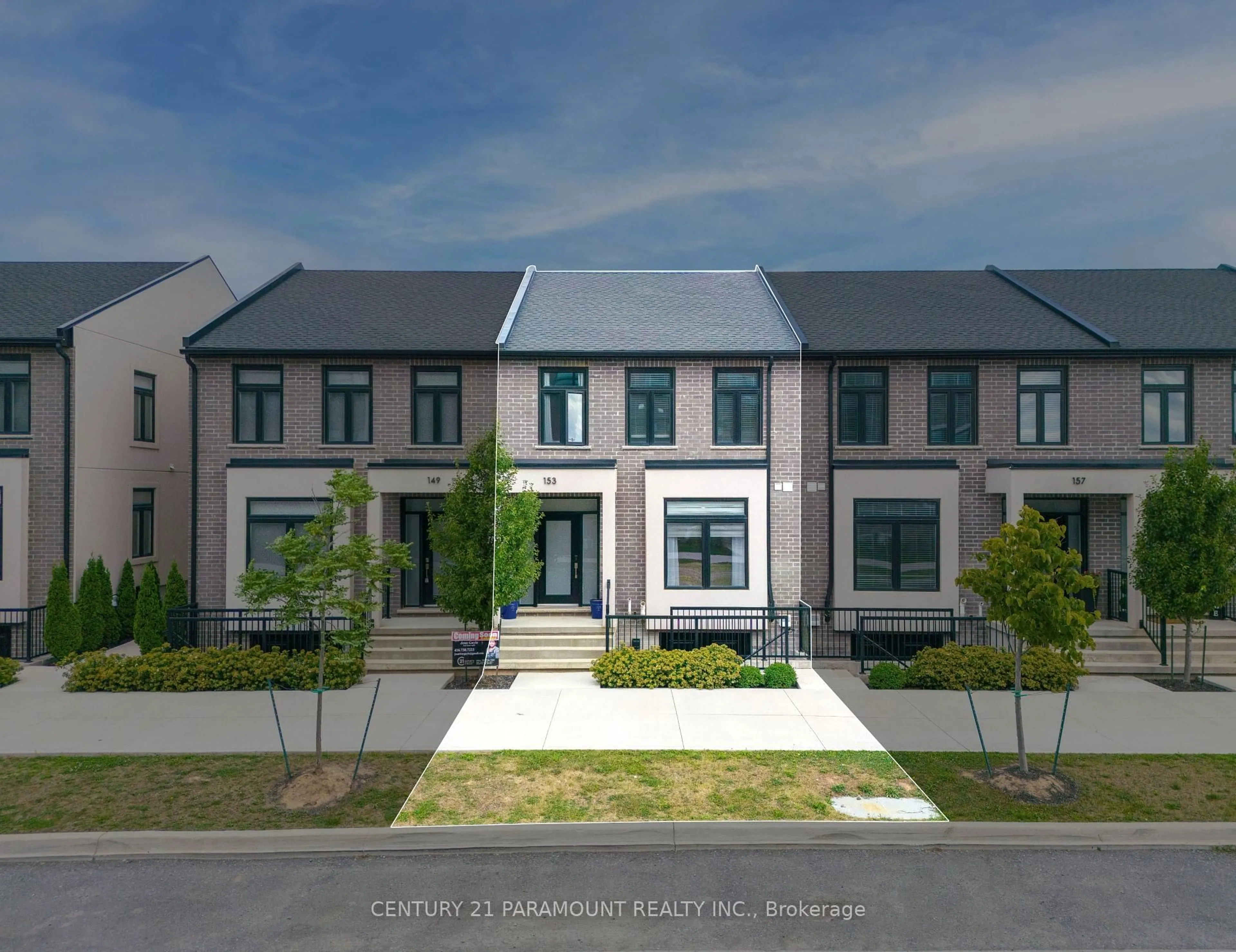 Home with brick exterior material, street for 153 Summersides Blvd, Pelham Ontario L0S 1E6