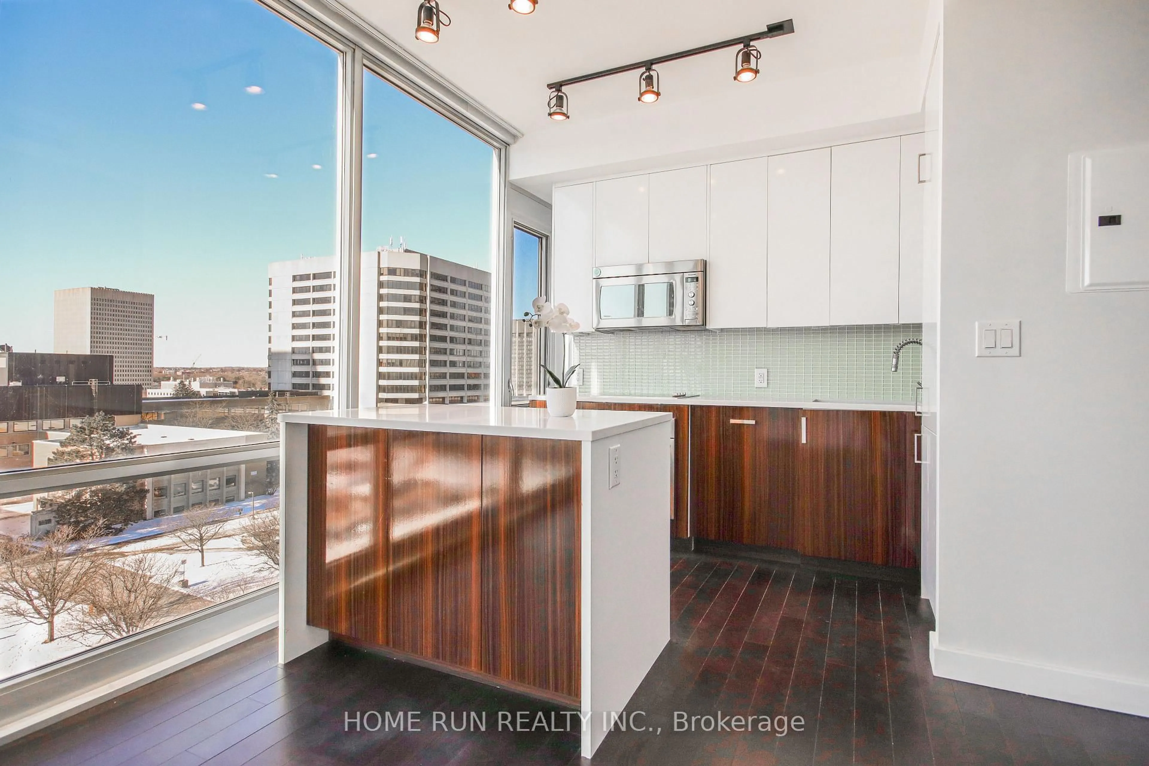 Open concept kitchen, wood/laminate floor for 201 PARKDALE Ave #805, Ottawa Ontario K1Y 1E8