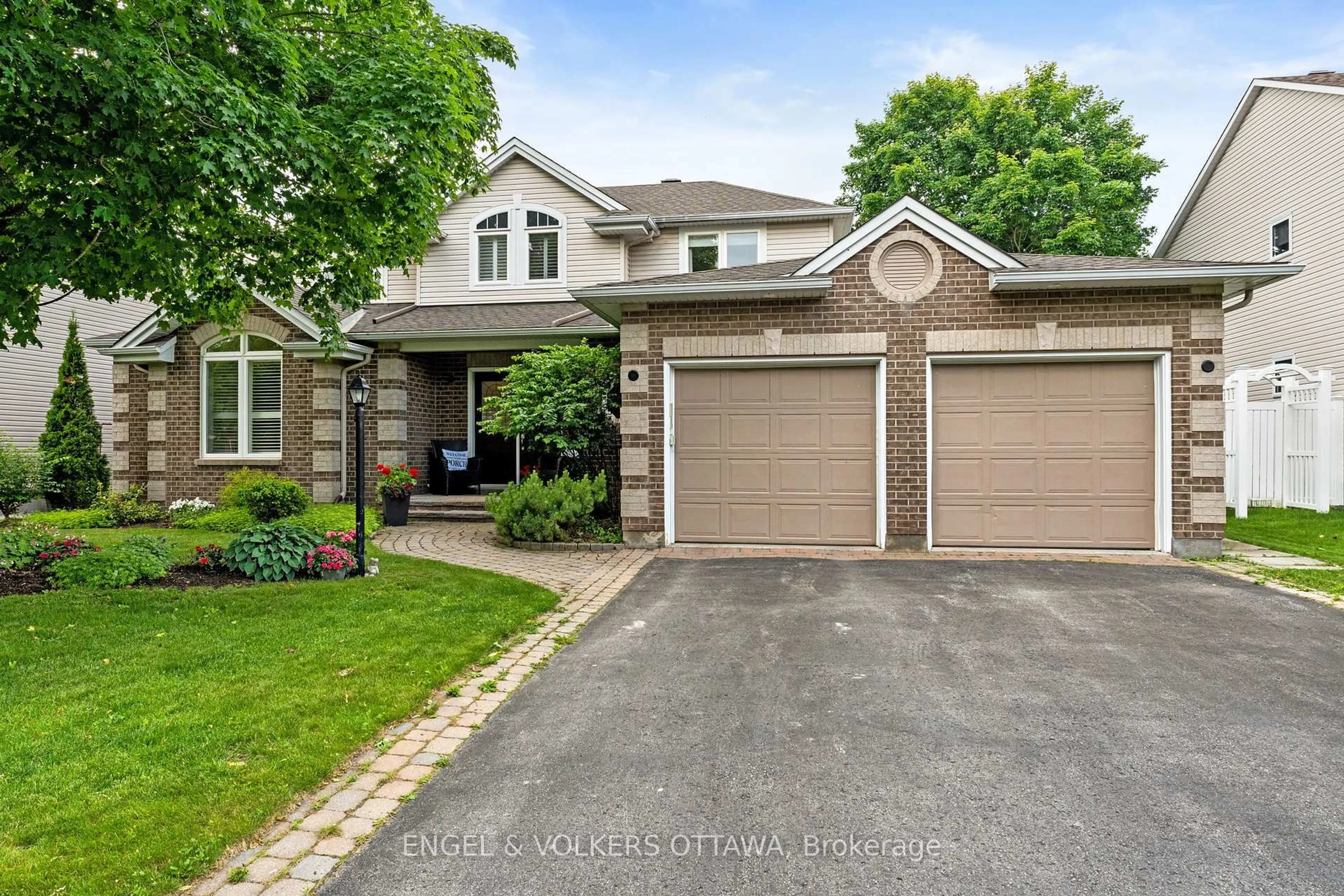 Home with brick exterior material, street for 35 Heritage Grove Cres, Ottawa Ontario K2S 1R2