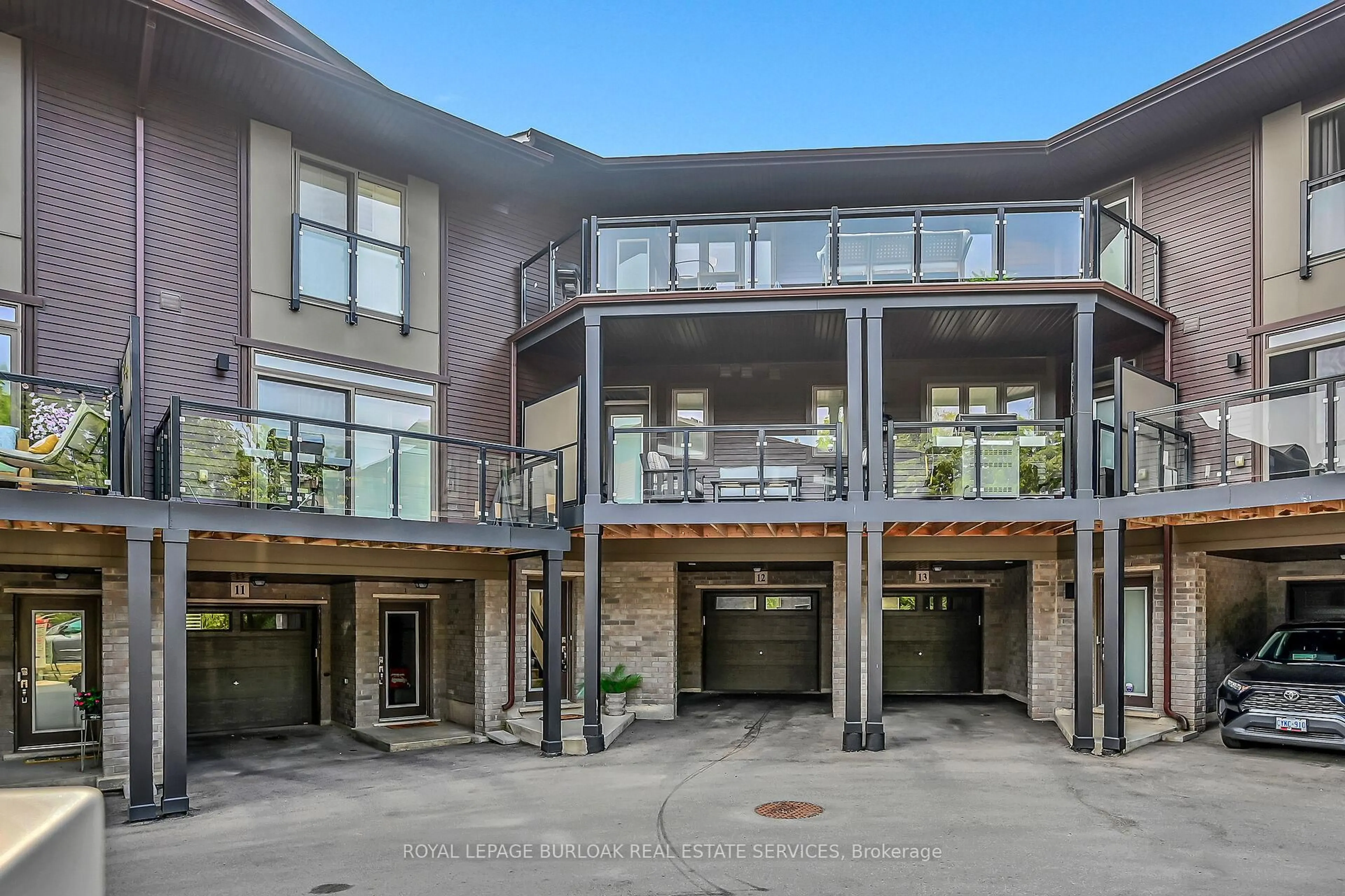 Unknown for 23 Echovalley Dr #12, Hamilton Ontario L8J 0K4