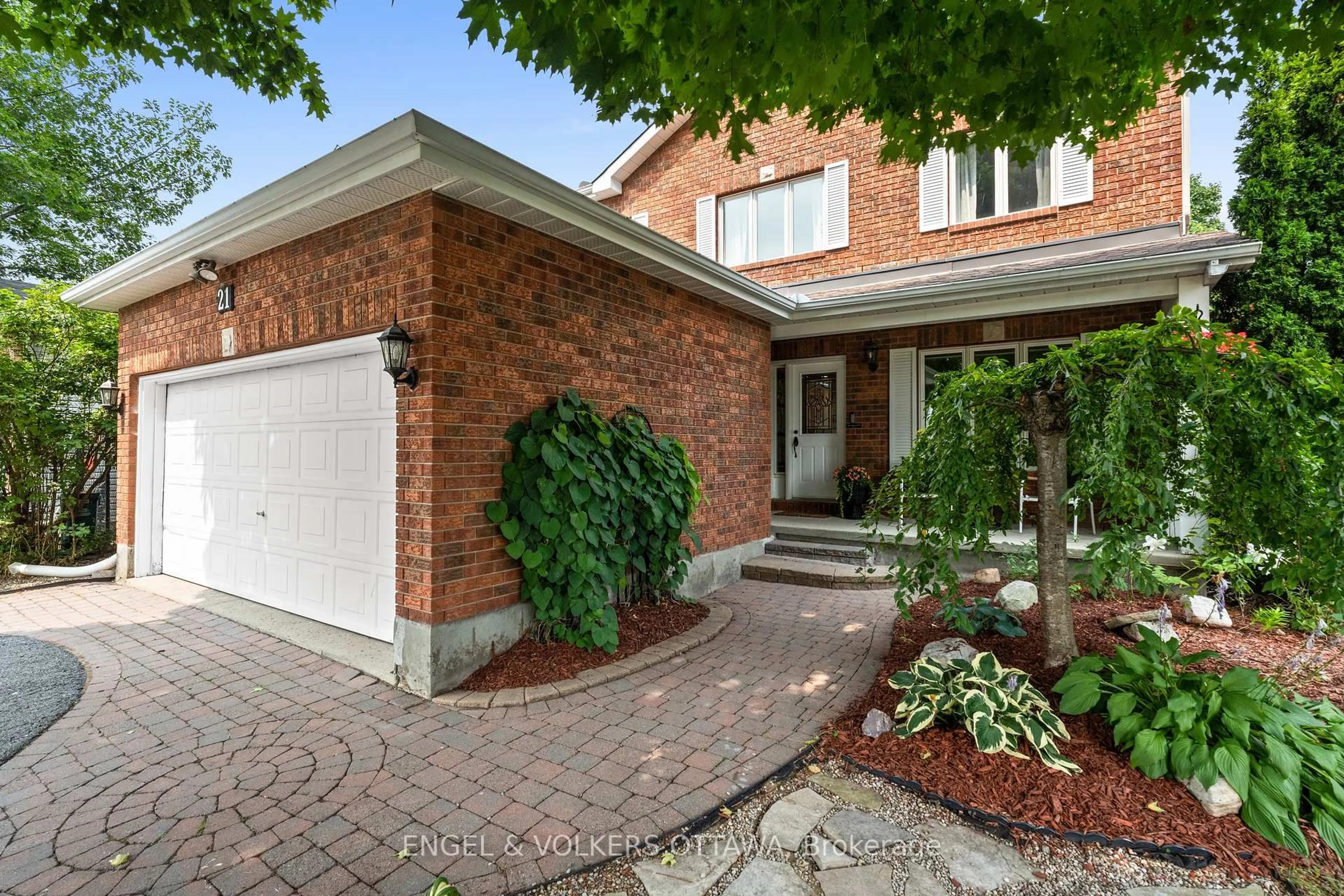 Home with brick exterior material, street for 21 Mayford Ave, Ottawa Ontario K2G 6A7