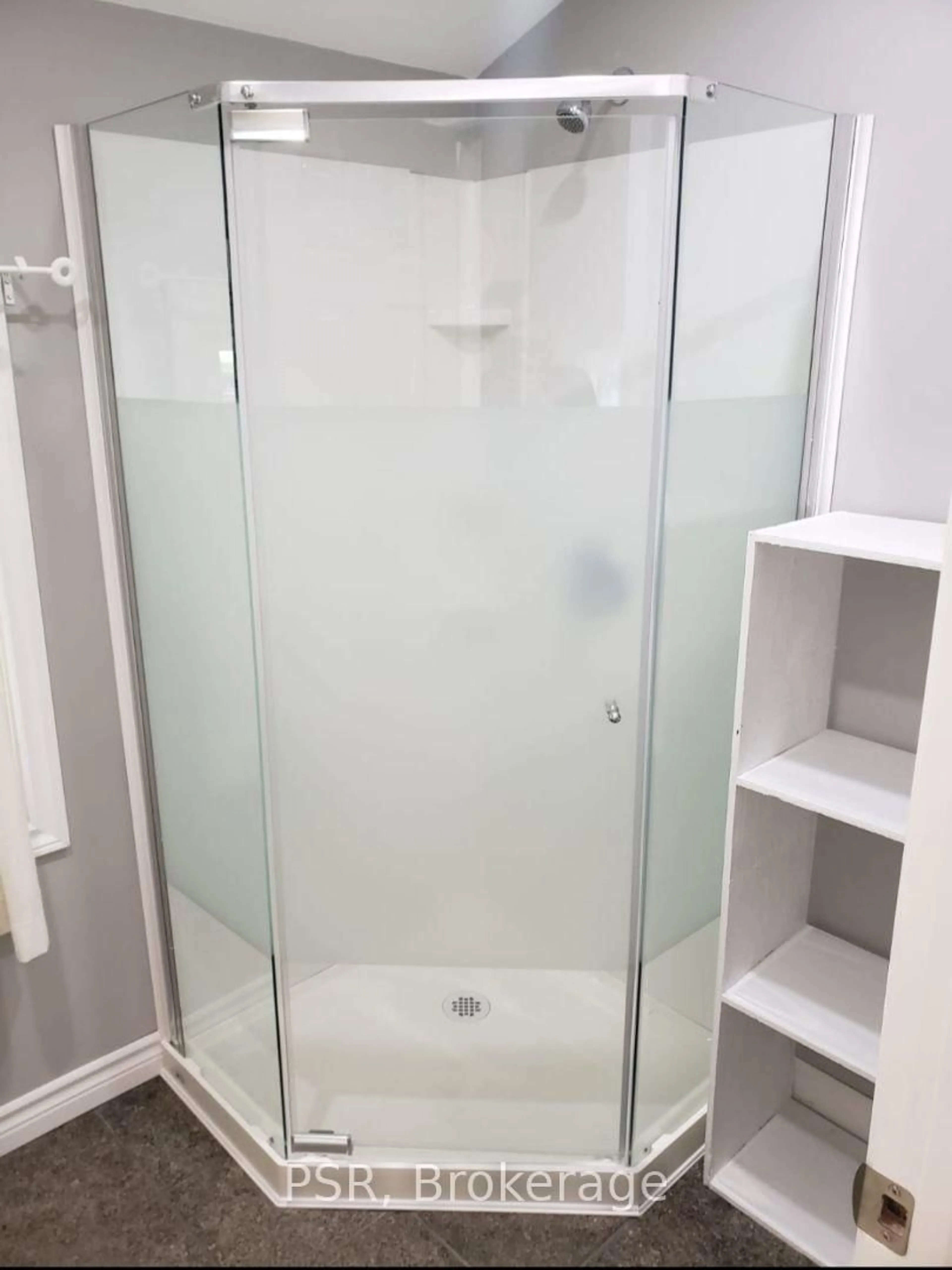 Standard bathroom, ceramic/tile floor for 232 Lake Dalrymple Rd #10, Kawartha Lakes Ontario L0K 1W0