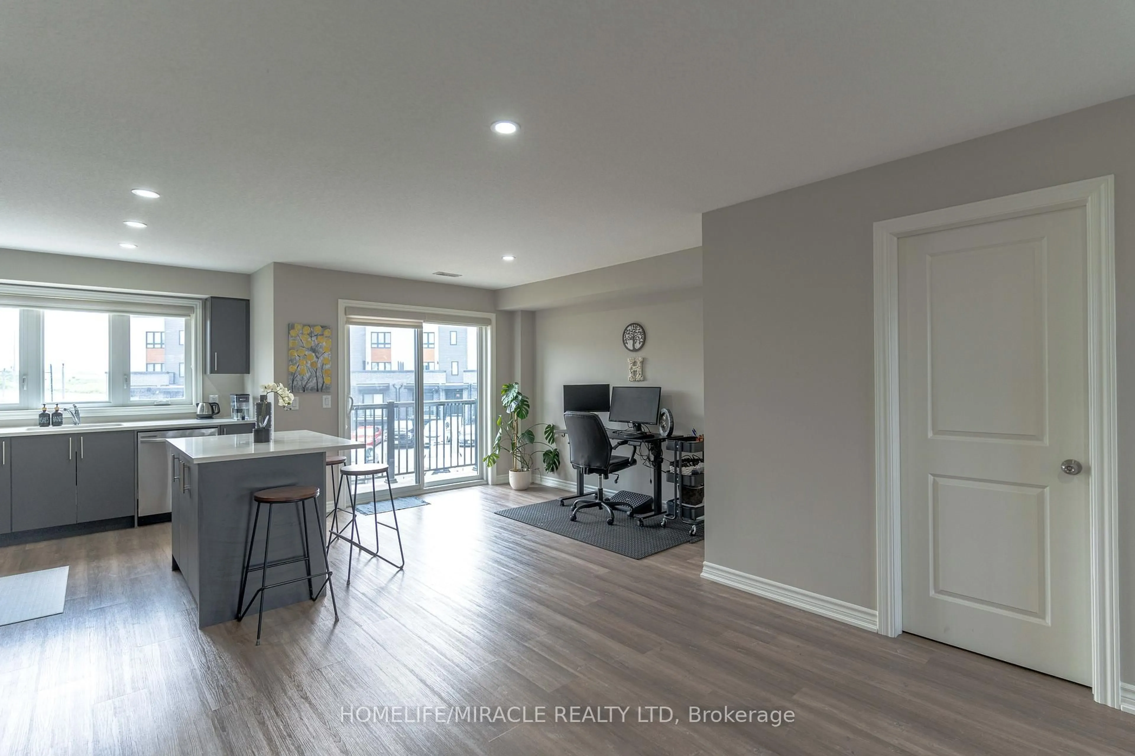 Unknown for 261 Chapel Hill Dr #Unit 45,, Kitchener Ontario N2R 1N5