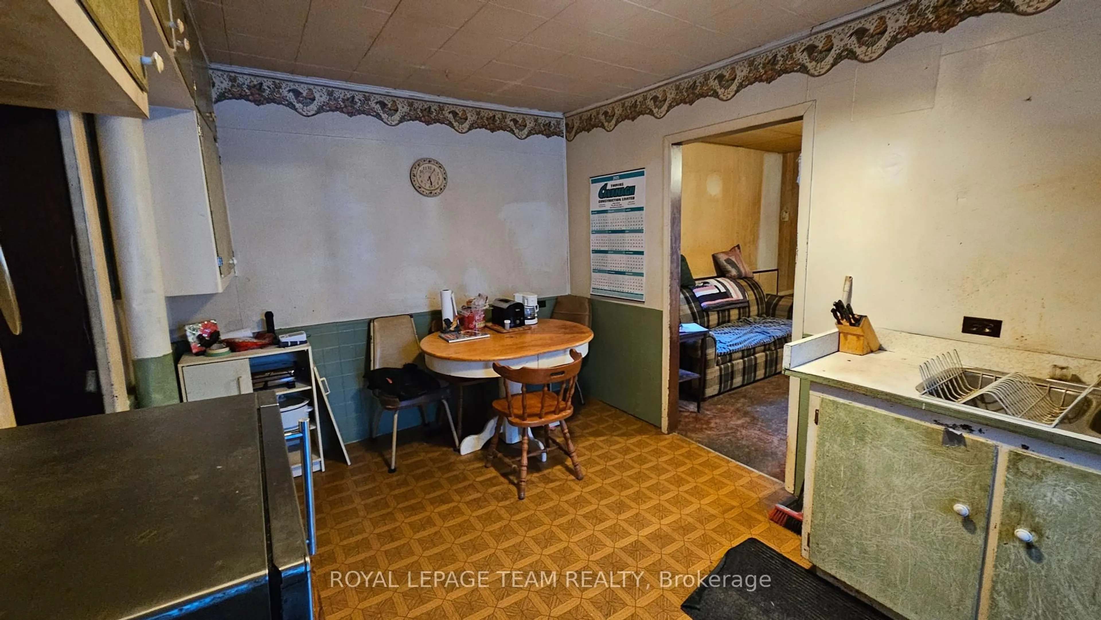 Standard kitchen, unknown for 279 Water St, Almonte Ontario K0A 1A0