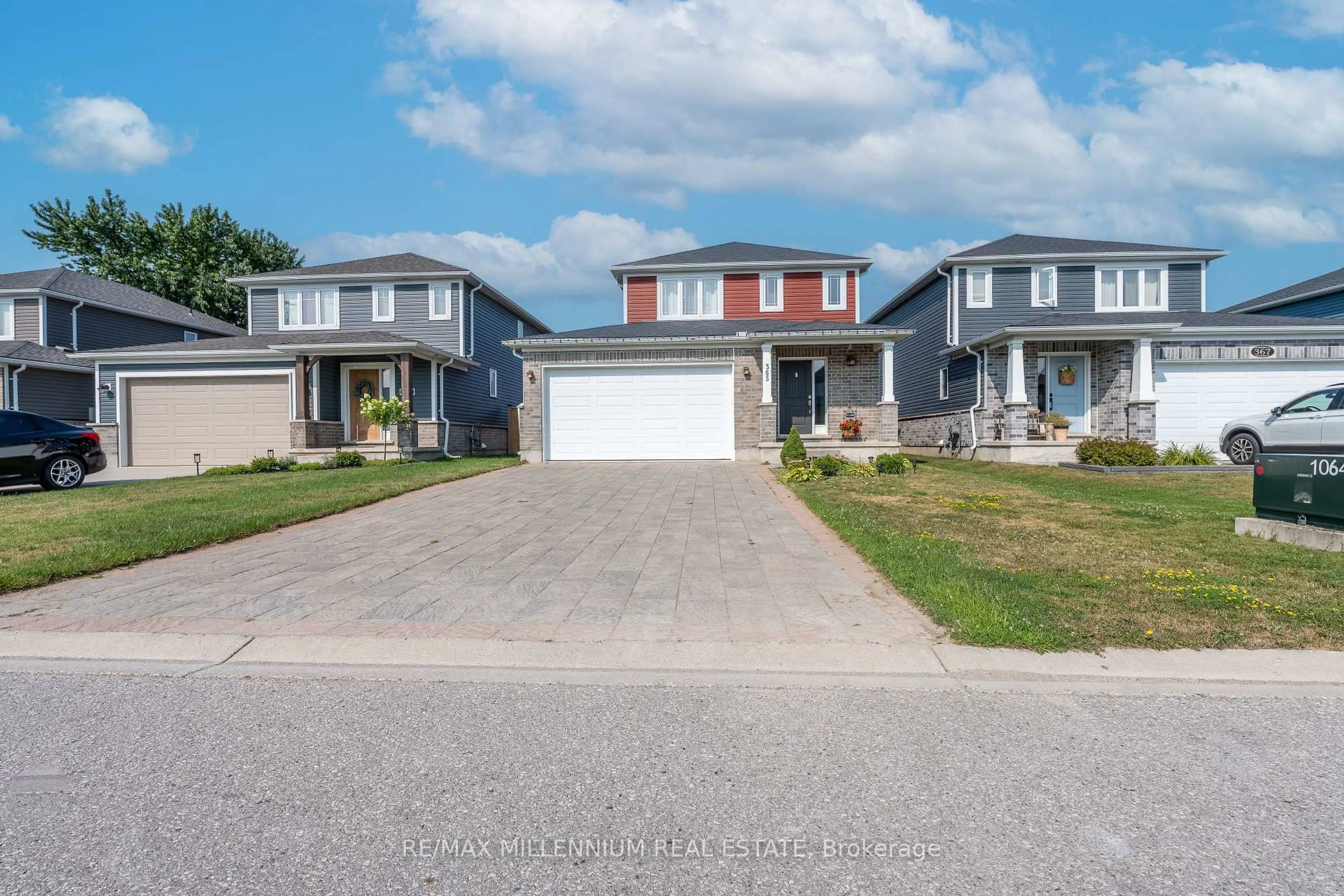 A pic from outside/outdoor area/front of a property/back of a property/a pic from drone, street for 365 Beech St, Lucan Biddulph Ontario N0M 2J0