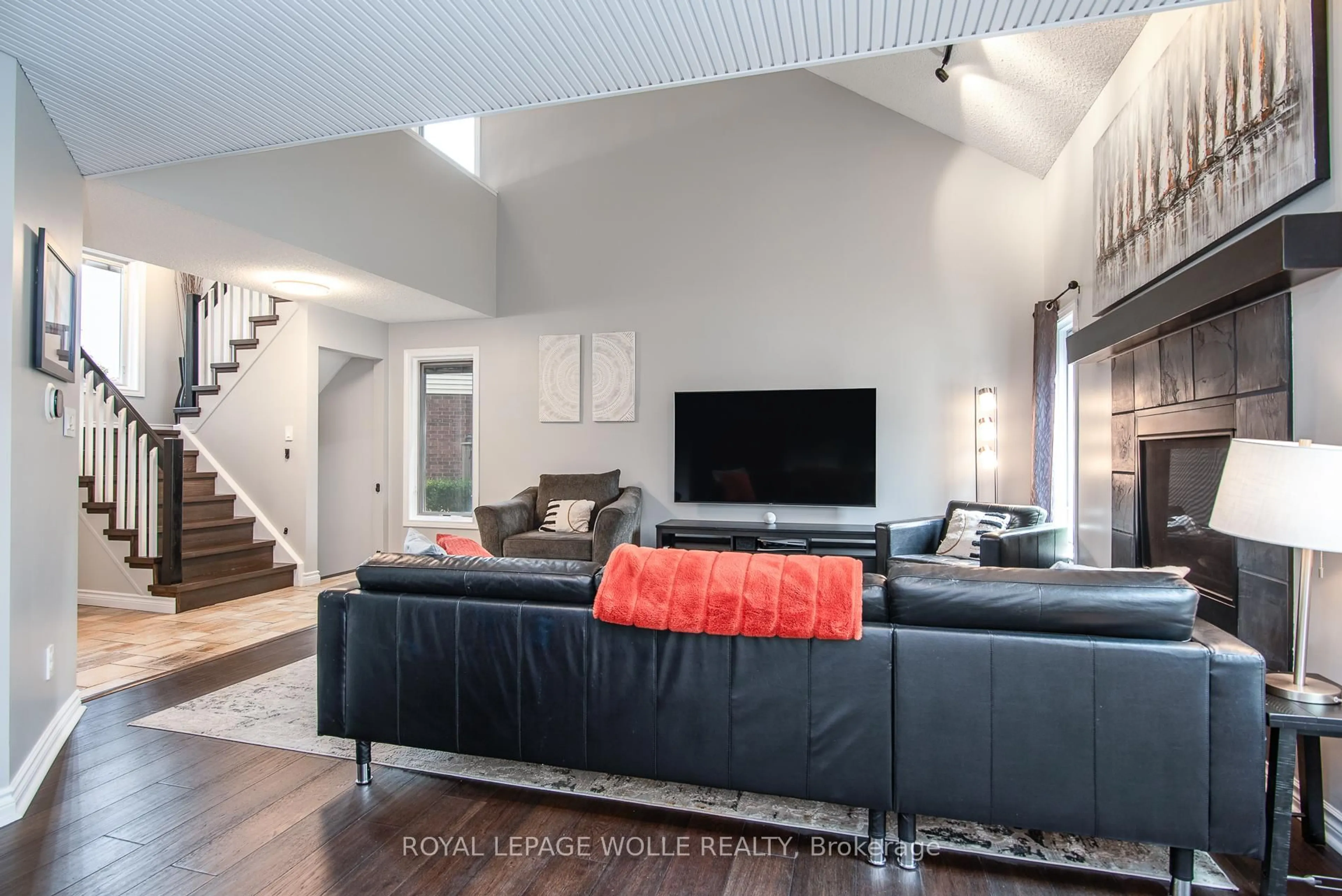 Living room with furniture, unknown for 518 Baringham Pl, Waterloo Ontario N2T 2J4