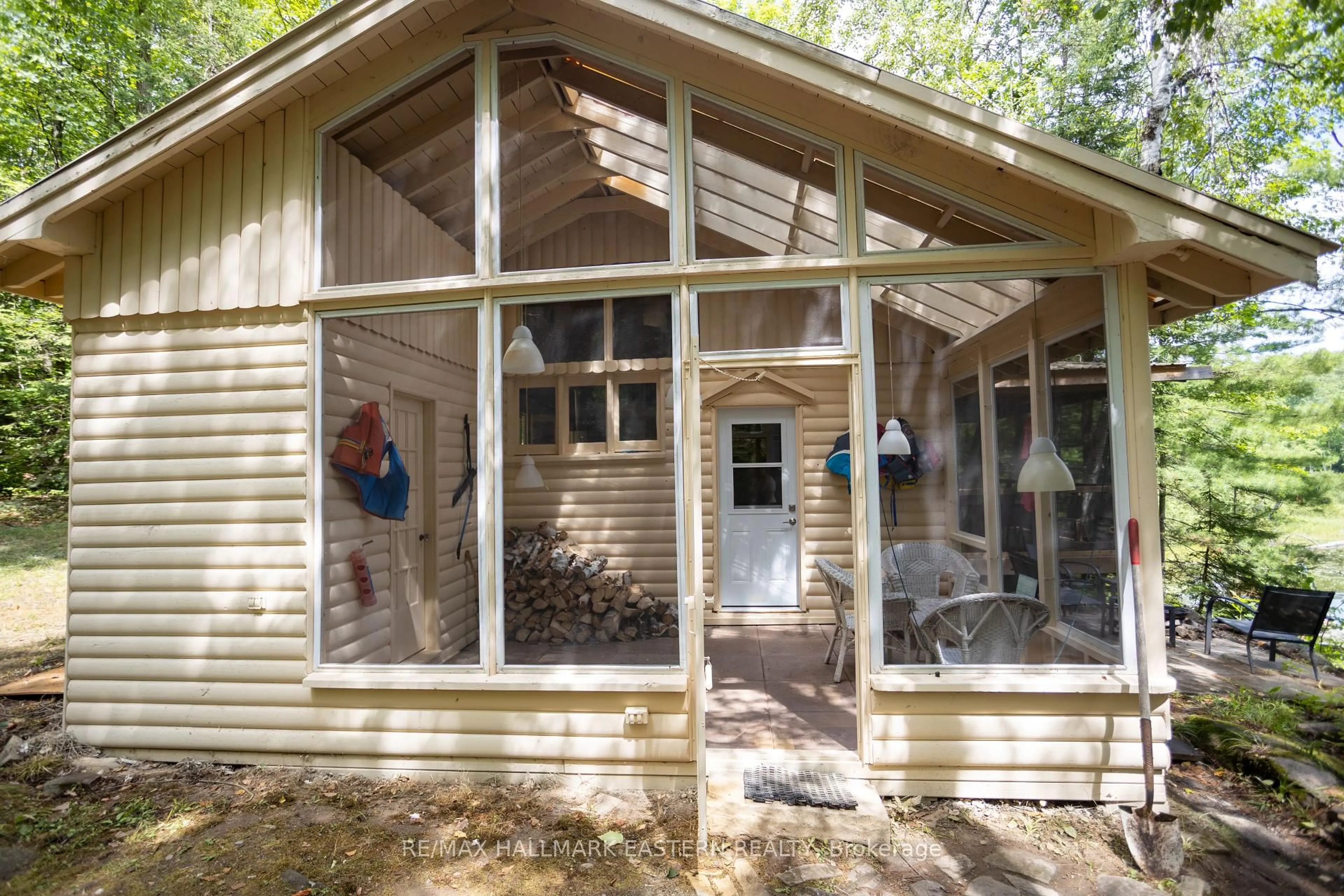 Unknown for 10729 Black Lake Rd, Minden Hills Ontario K0M 2K0