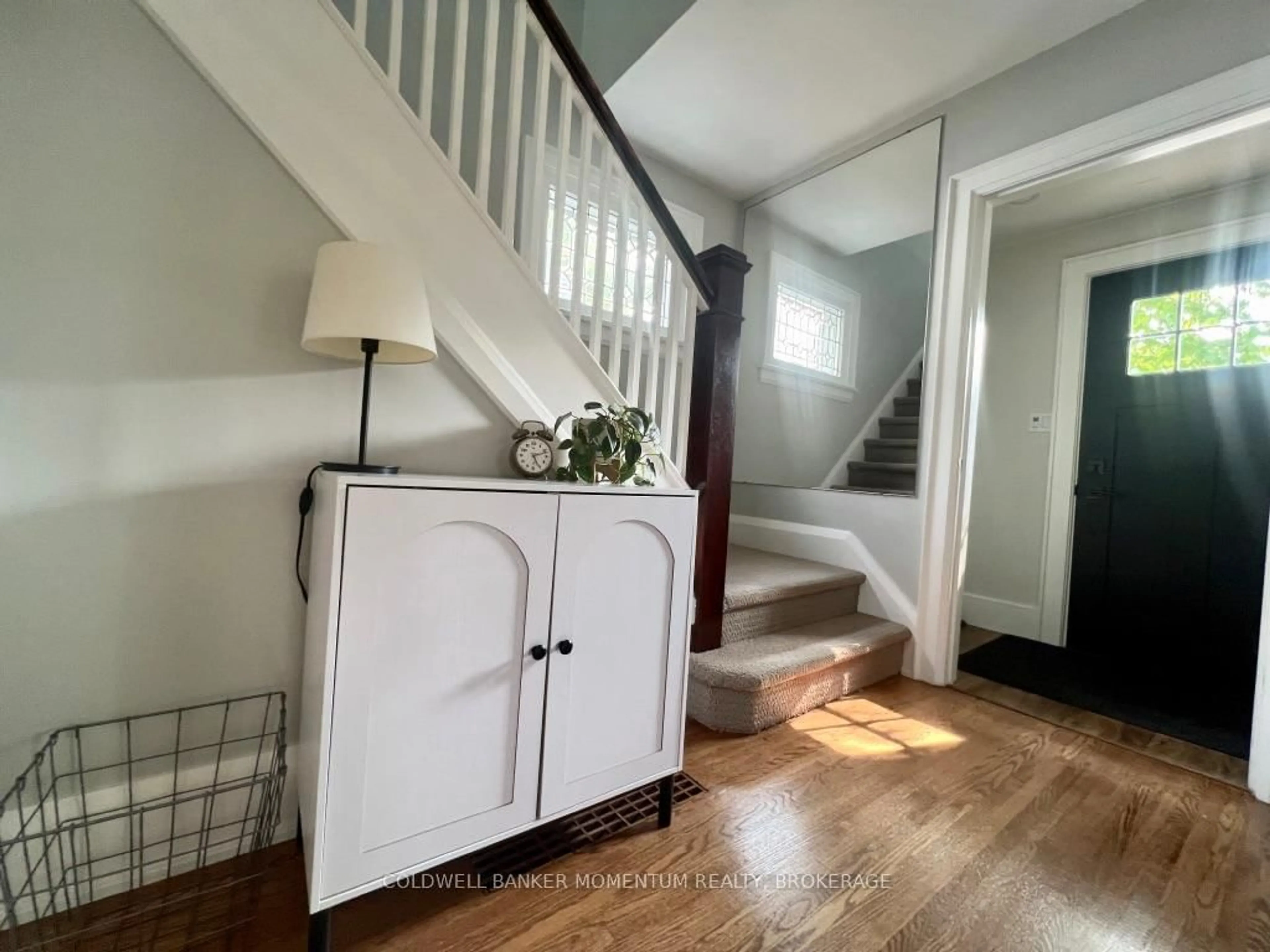 Unknown for 21 Carleton St, Thorold Ontario L2V 1Z7