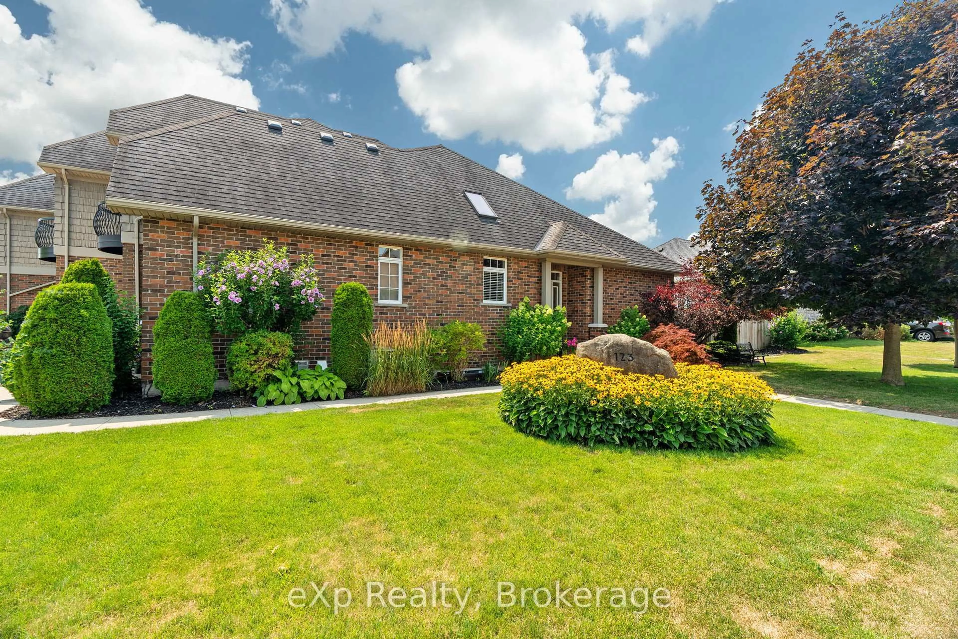A pic from outside/outdoor area/front of a property/back of a property/a pic from drone, street for 123 Long Dr, Stratford Ontario N5A 7Y9