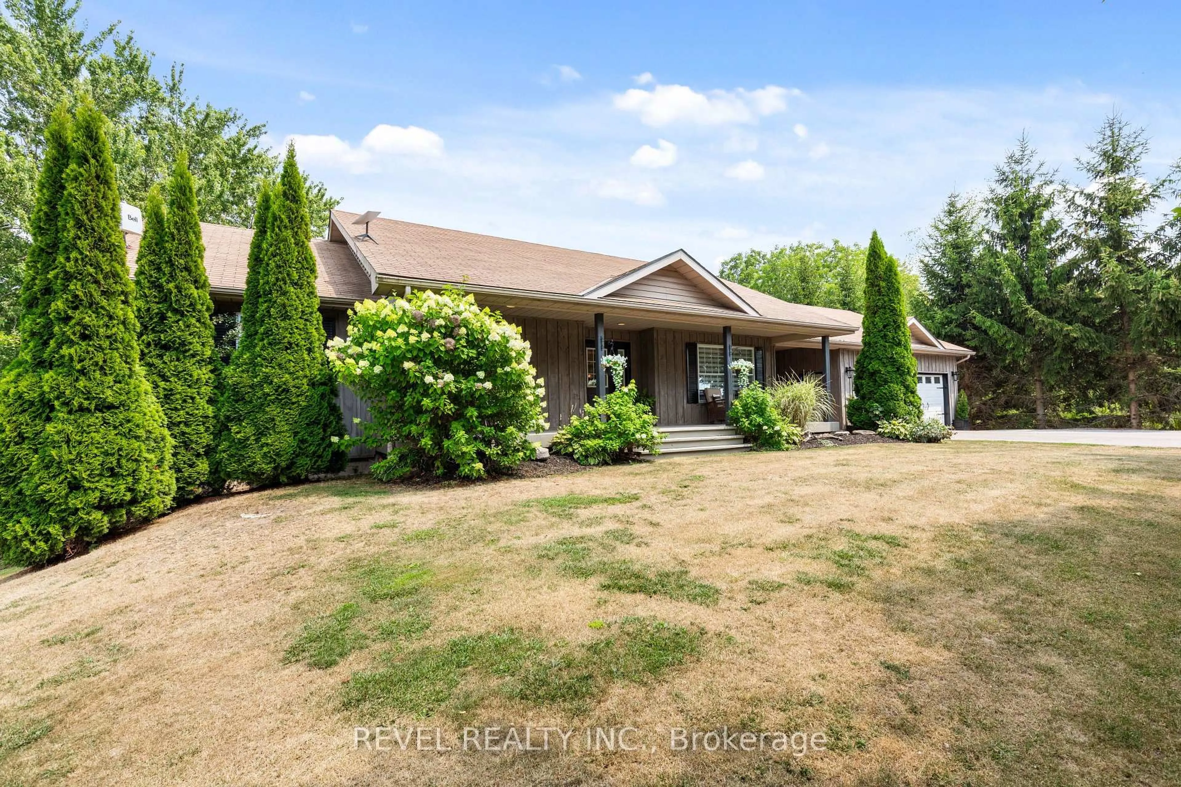 A pic from outside/outdoor area/front of a property/back of a property/a pic from drone, unknown for 4 Aino Beach Rd, Kawartha Lakes Ontario K0M 2C0