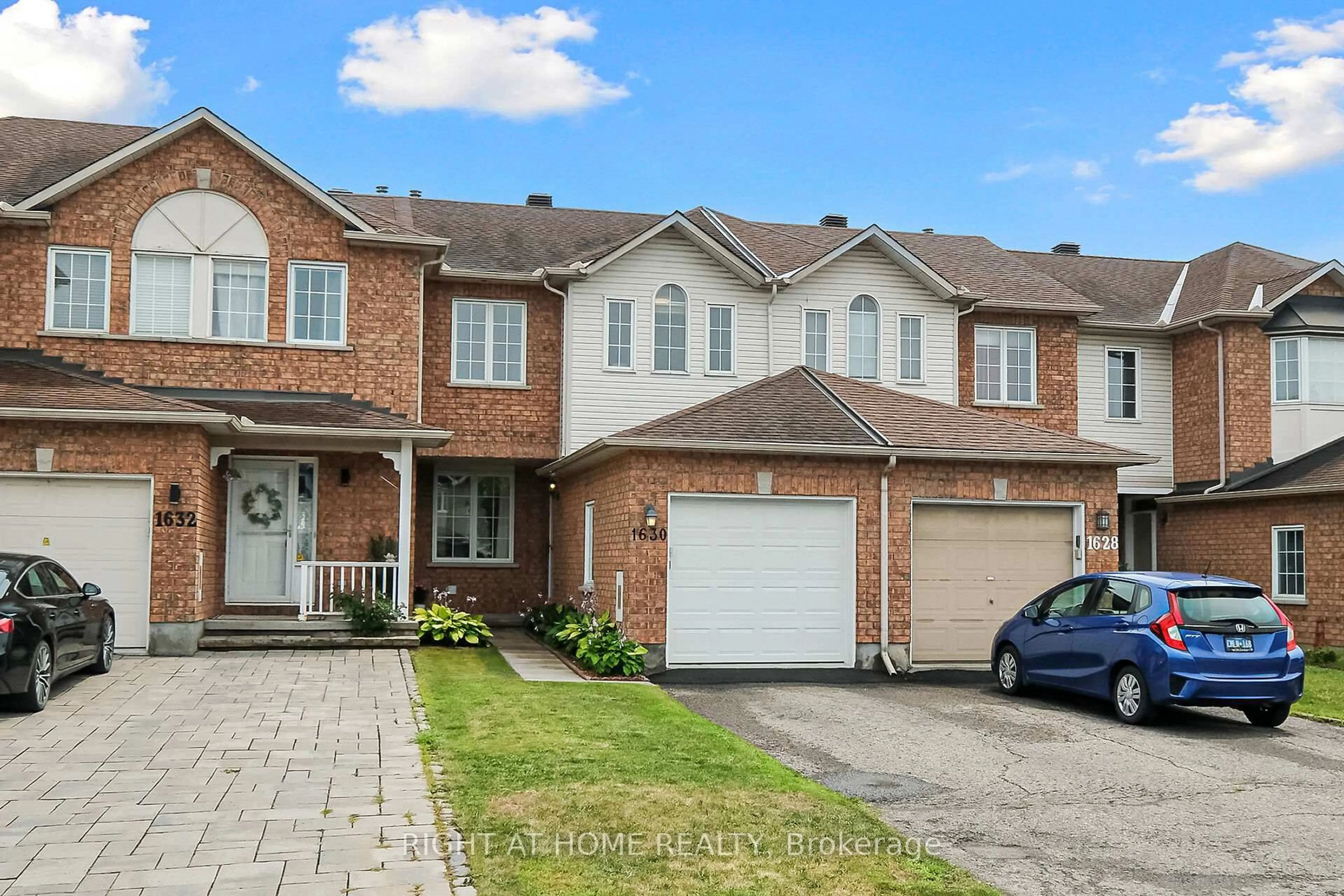 Home with brick exterior material, street for 1630 Marley Cres, Ottawa Ontario K1J 1C3