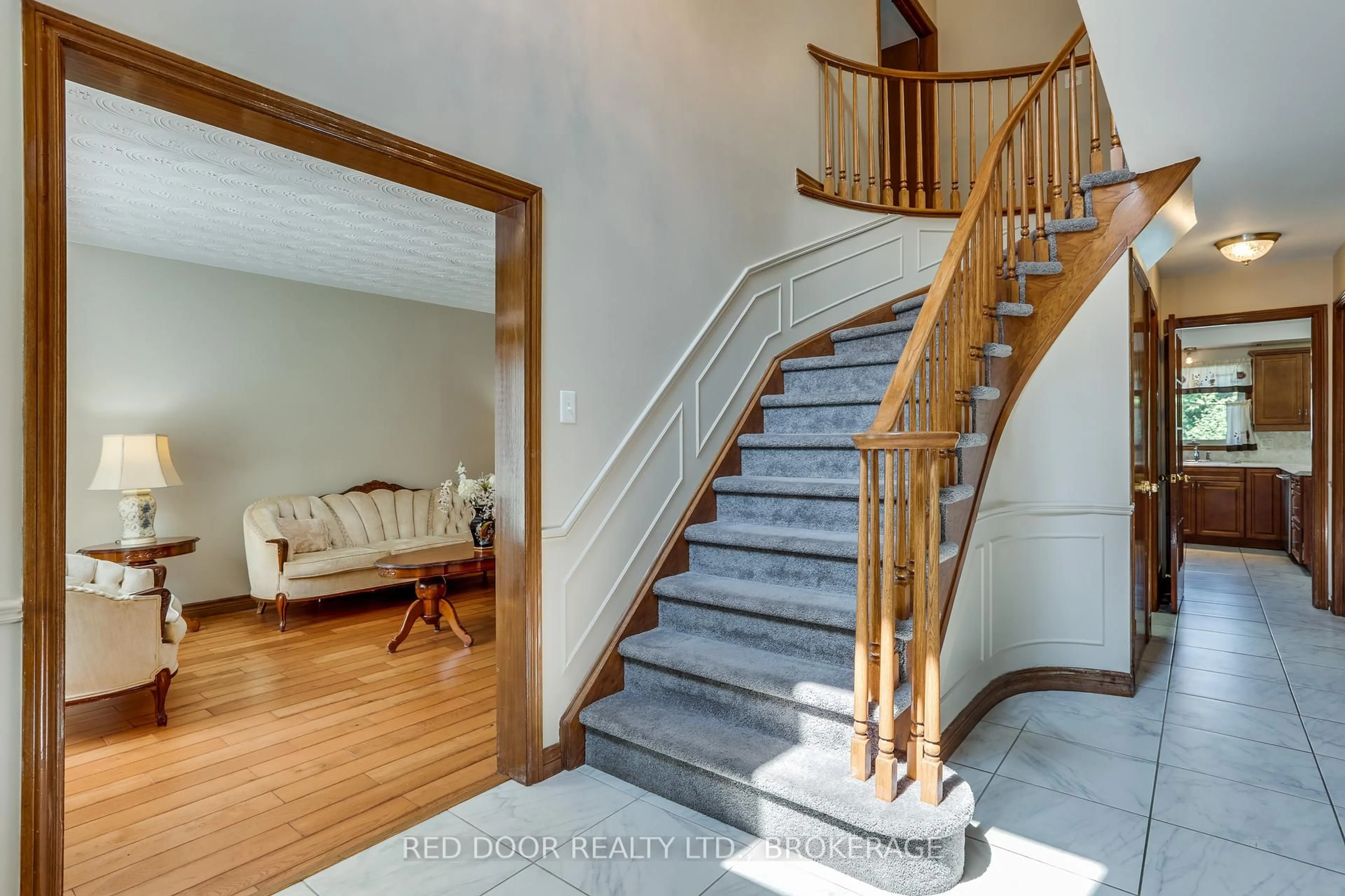 Unknown for 516 Jeffreybrook Dr, London North Ontario N5X 2S6