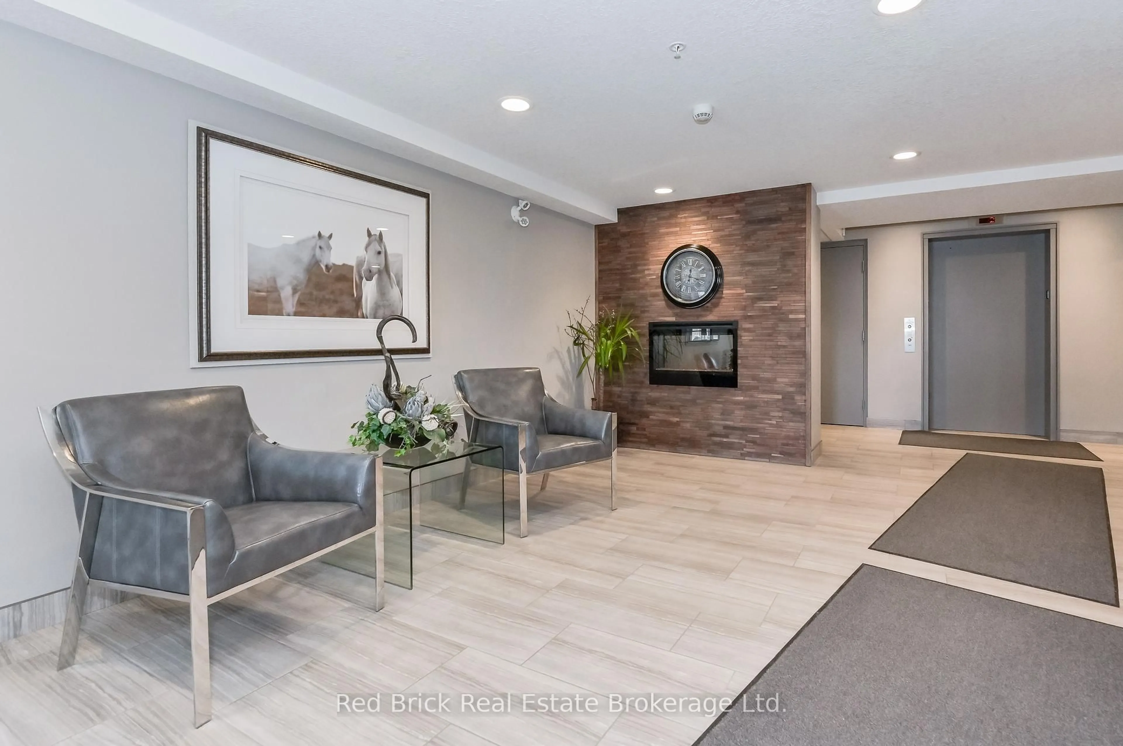 Unknown for 6492 Gerrie Rd #207, Centre Wellington Ontario N0B 1S0