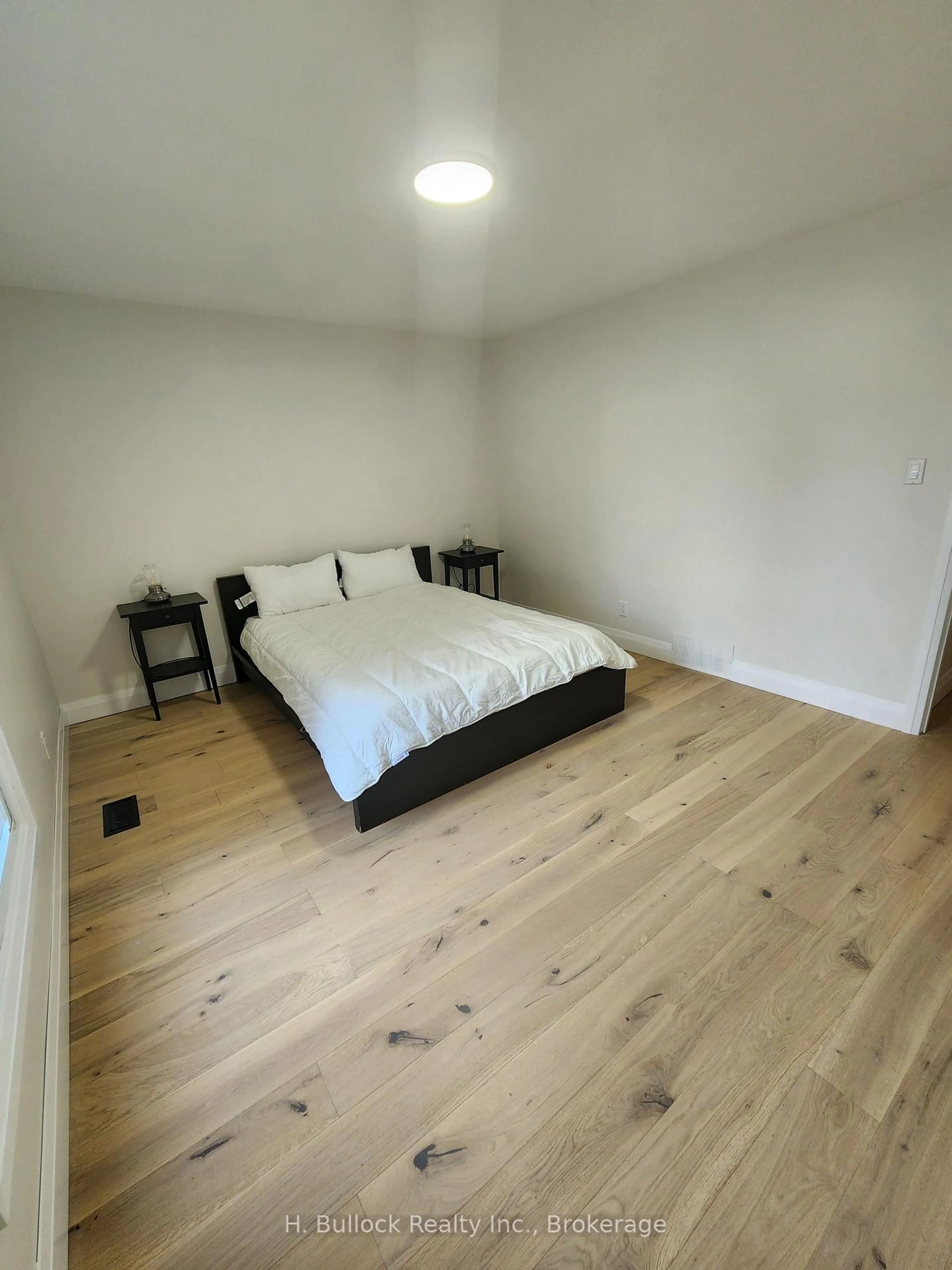 A pic of a room for 3336 Kodiak St, Ottawa Ontario K1V 7S8